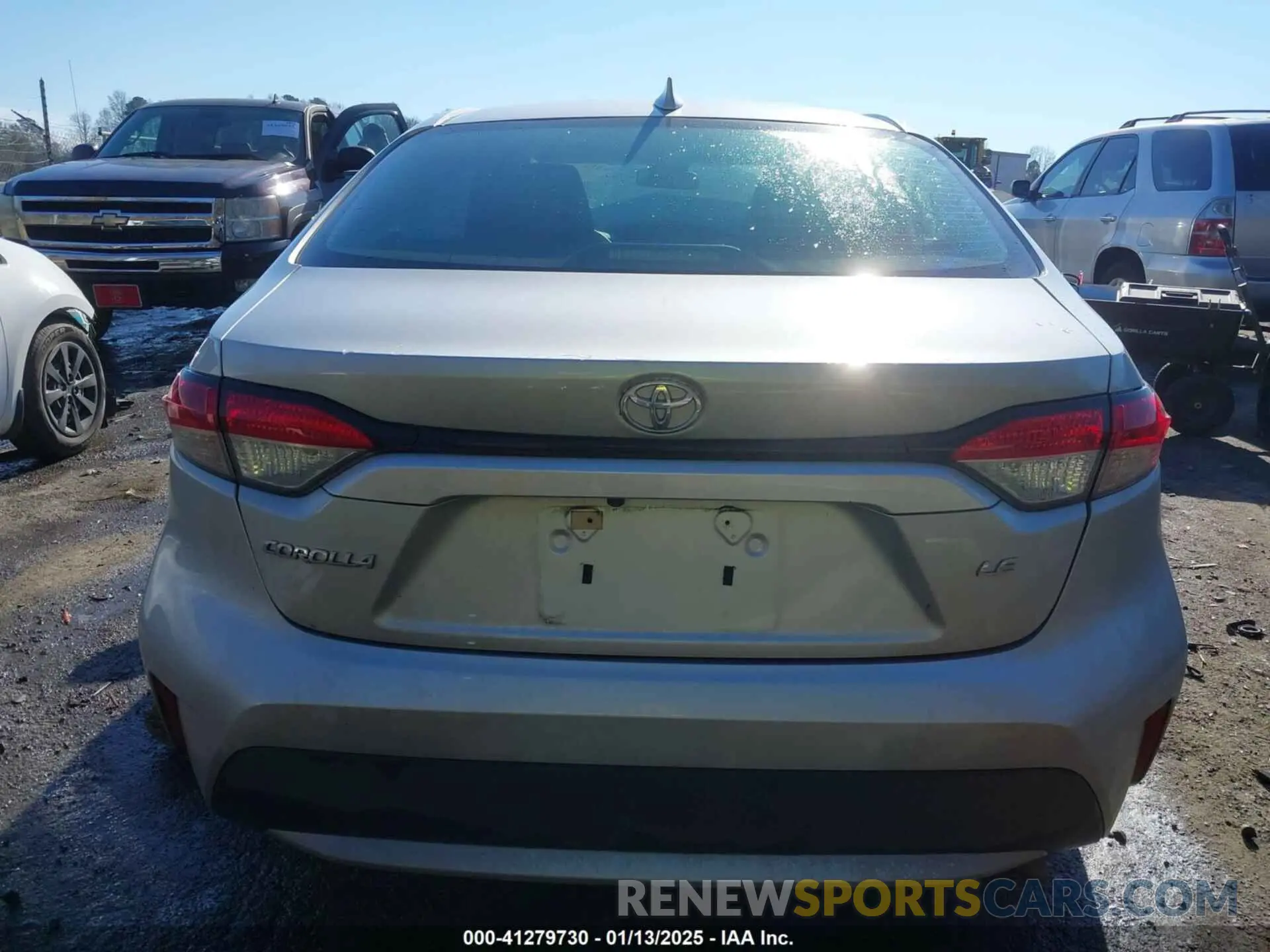 17 fotografías del automóvil dañado 5YFEPMAE4NP390620 TOYOTA COROLLA 2022