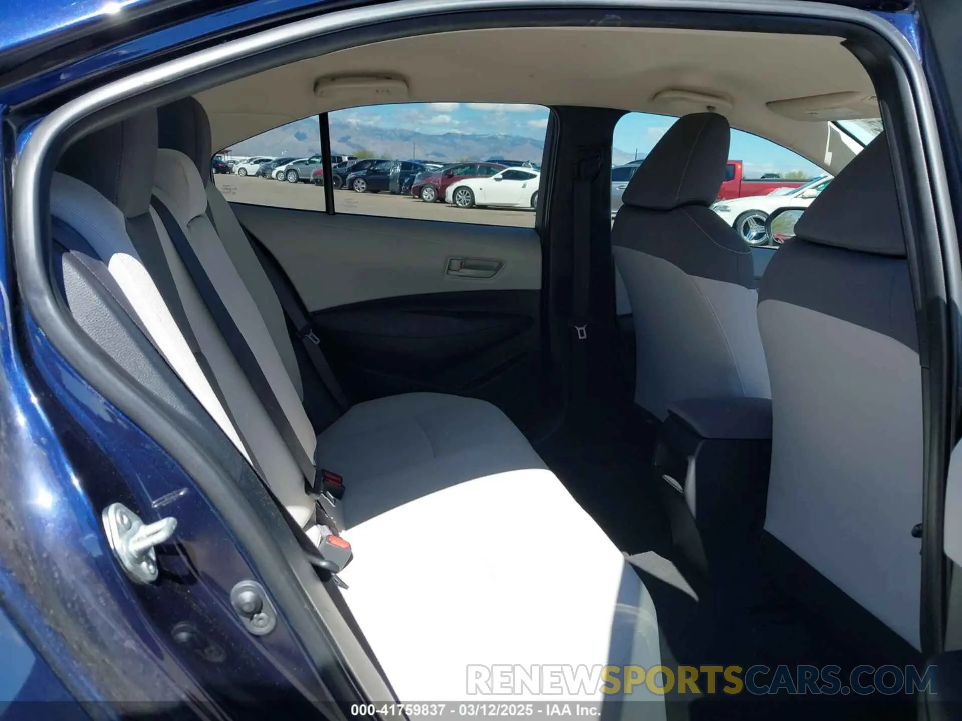 8 fotografías del automóvil dañado 5YFEPMAE5NP274813 TOYOTA COROLLA 2022