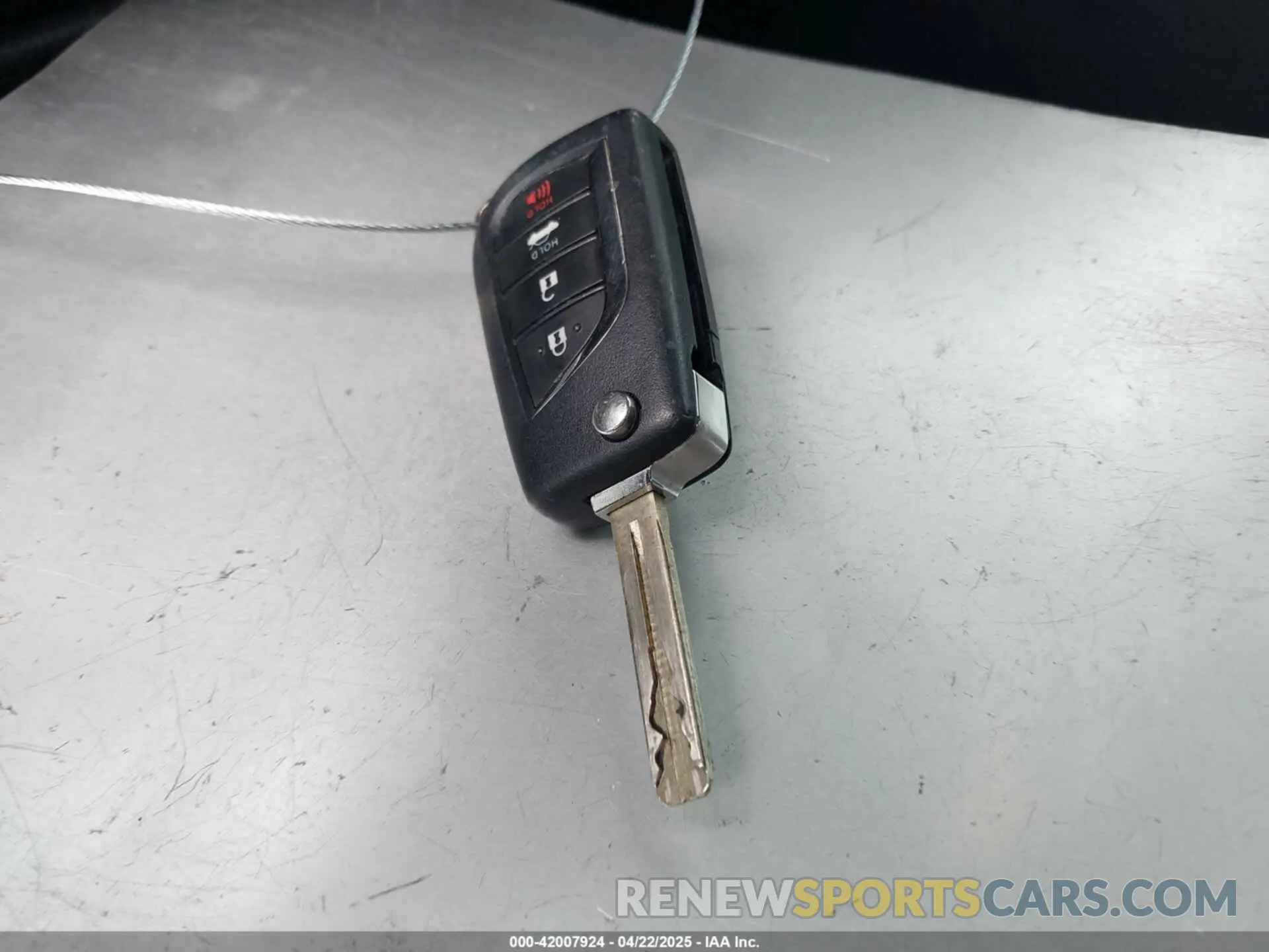 11 fotografías del automóvil dañado 5YFEPMAE5NP280465 TOYOTA COROLLA 2022