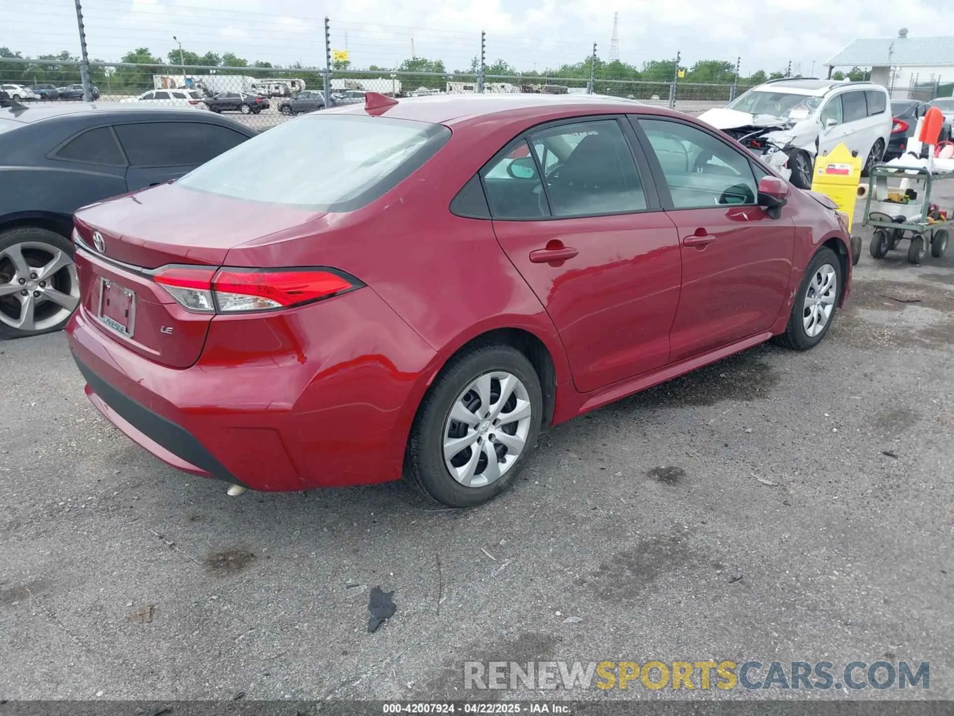 4 fotografías del automóvil dañado 5YFEPMAE5NP280465 TOYOTA COROLLA 2022