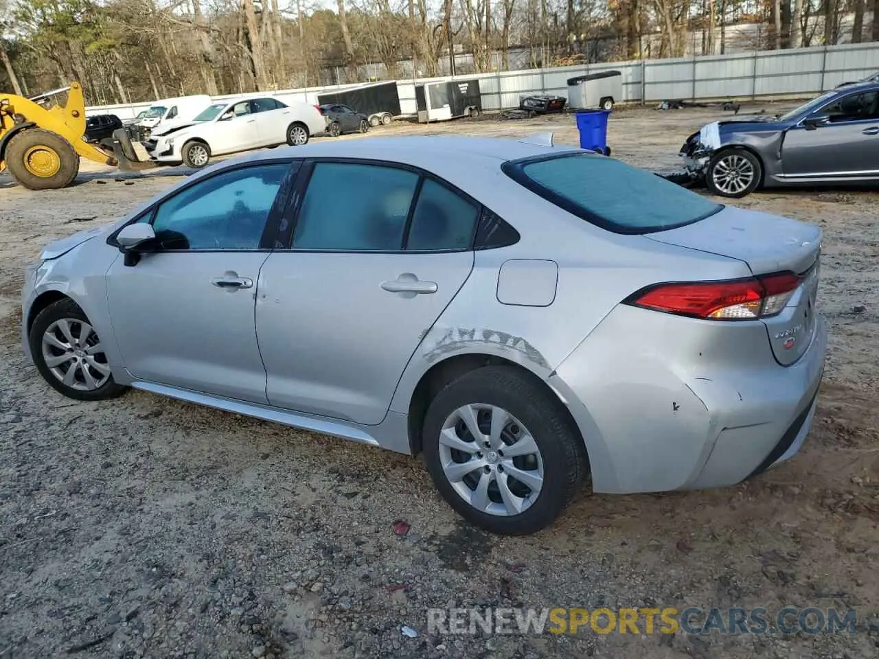 2 fotografías del automóvil dañado 5YFEPMAE5NP286248 TOYOTA COROLLA 2022