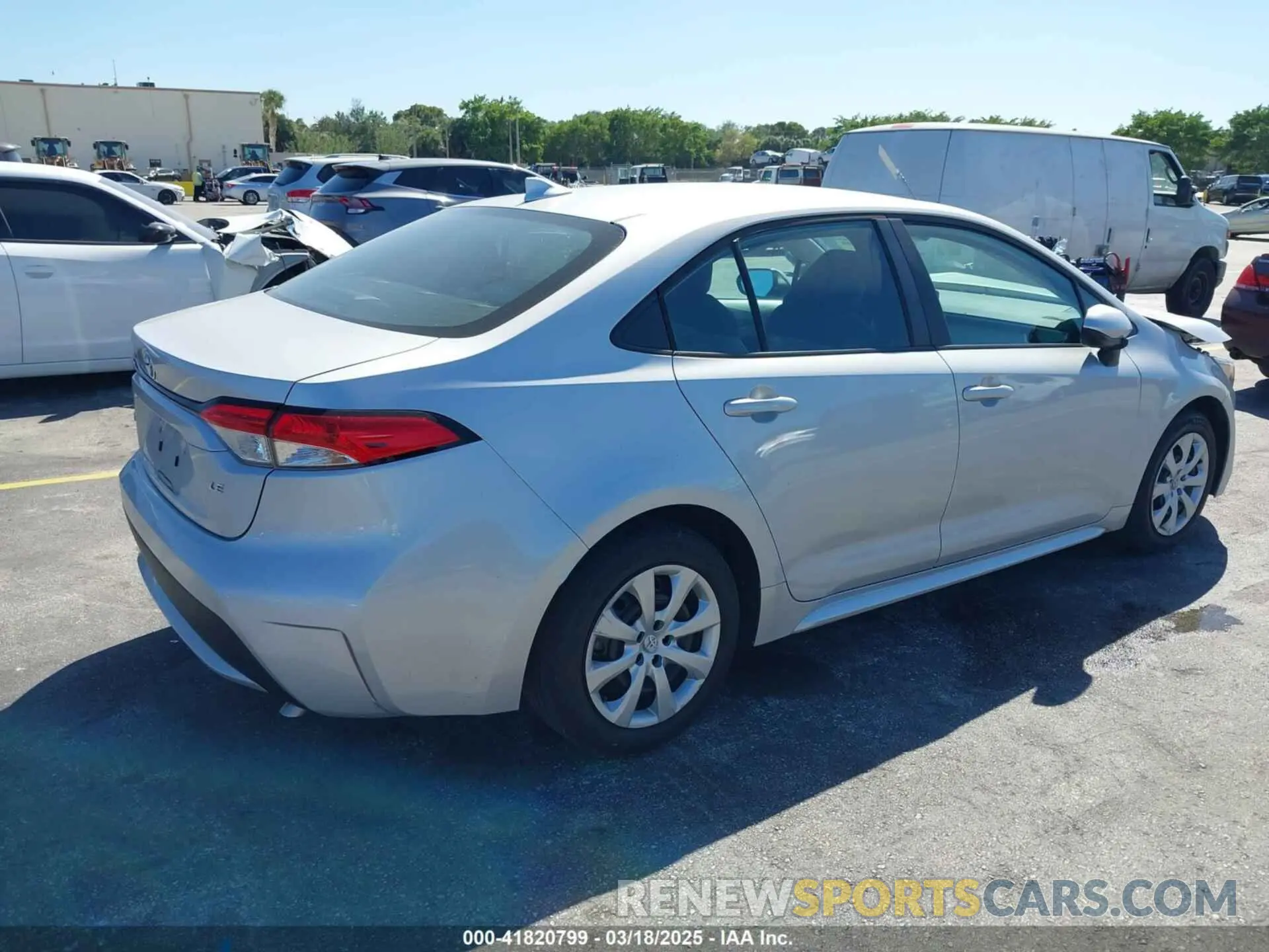 4 fotografías del automóvil dañado 5YFEPMAE5NP292471 TOYOTA COROLLA 2022