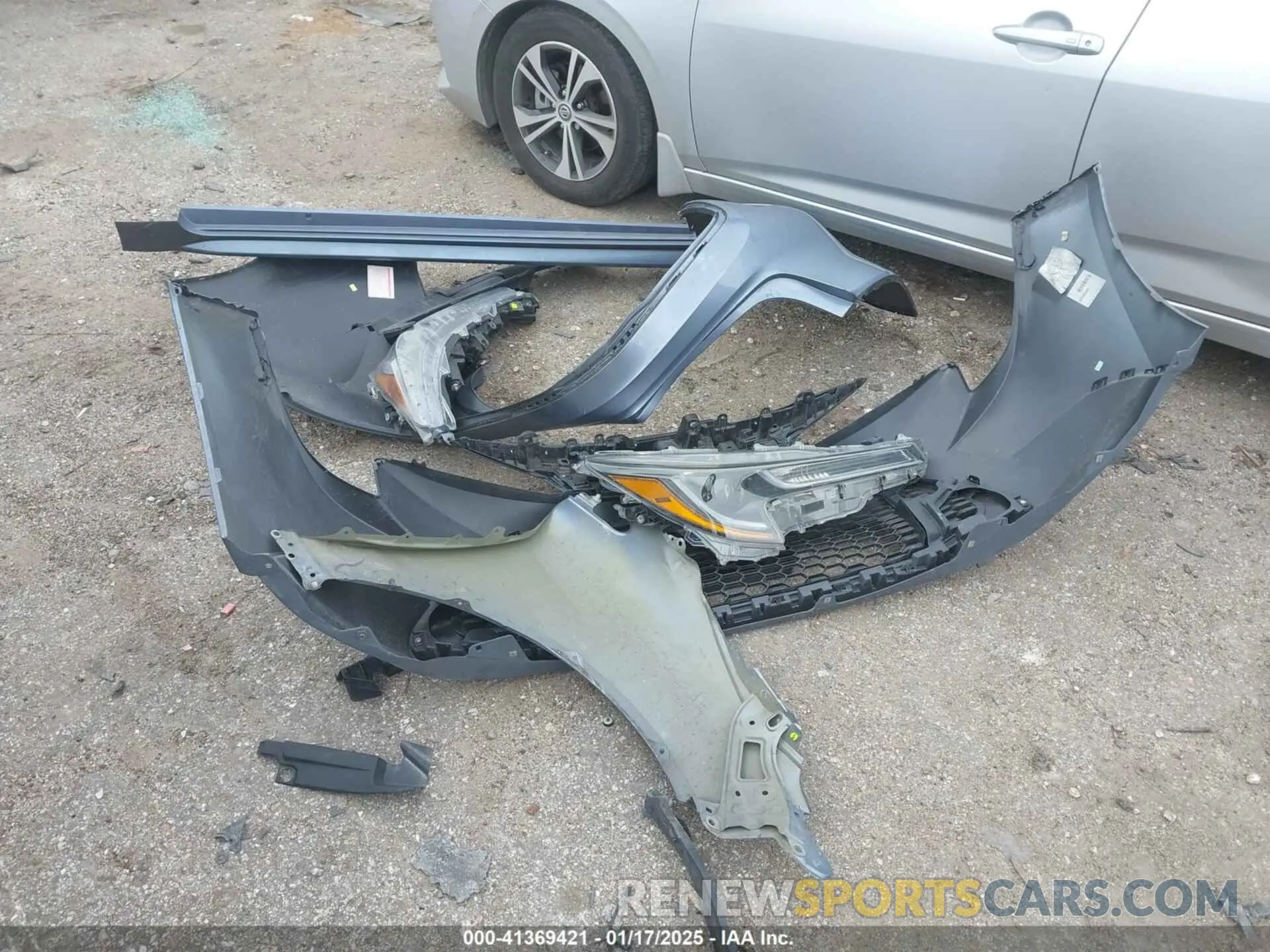 12 fotografías del automóvil dañado 5YFEPMAE5NP305347 TOYOTA COROLLA 2022