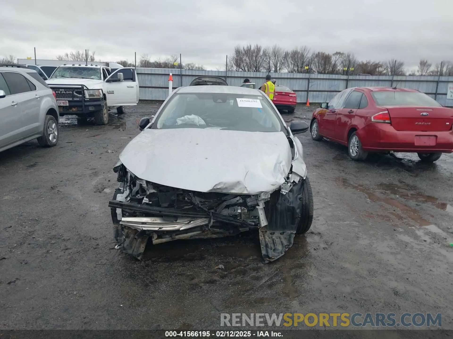 11 fotografías del automóvil dañado 5YFEPMAE5NP306370 TOYOTA COROLLA 2022