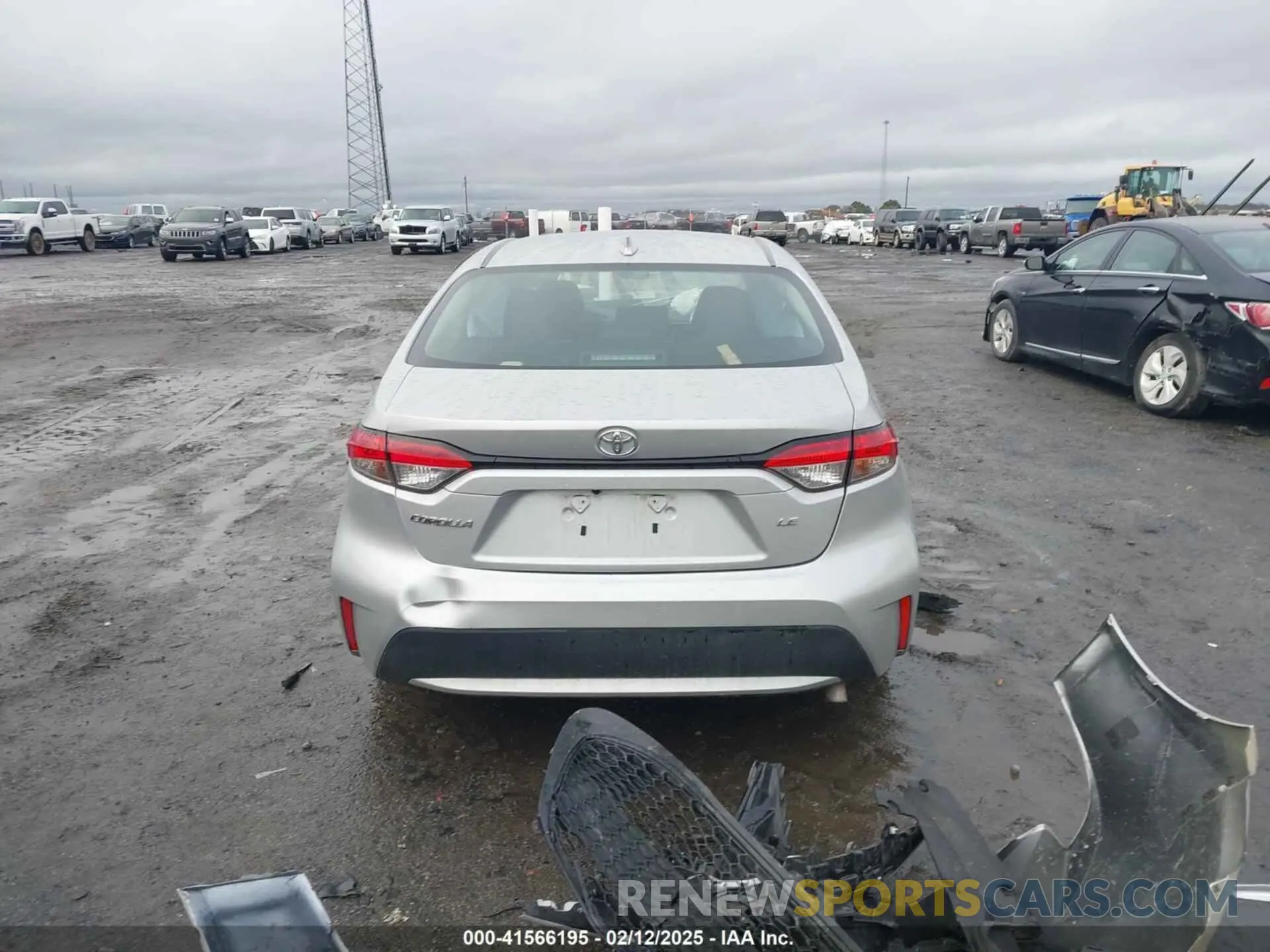 15 fotografías del automóvil dañado 5YFEPMAE5NP306370 TOYOTA COROLLA 2022