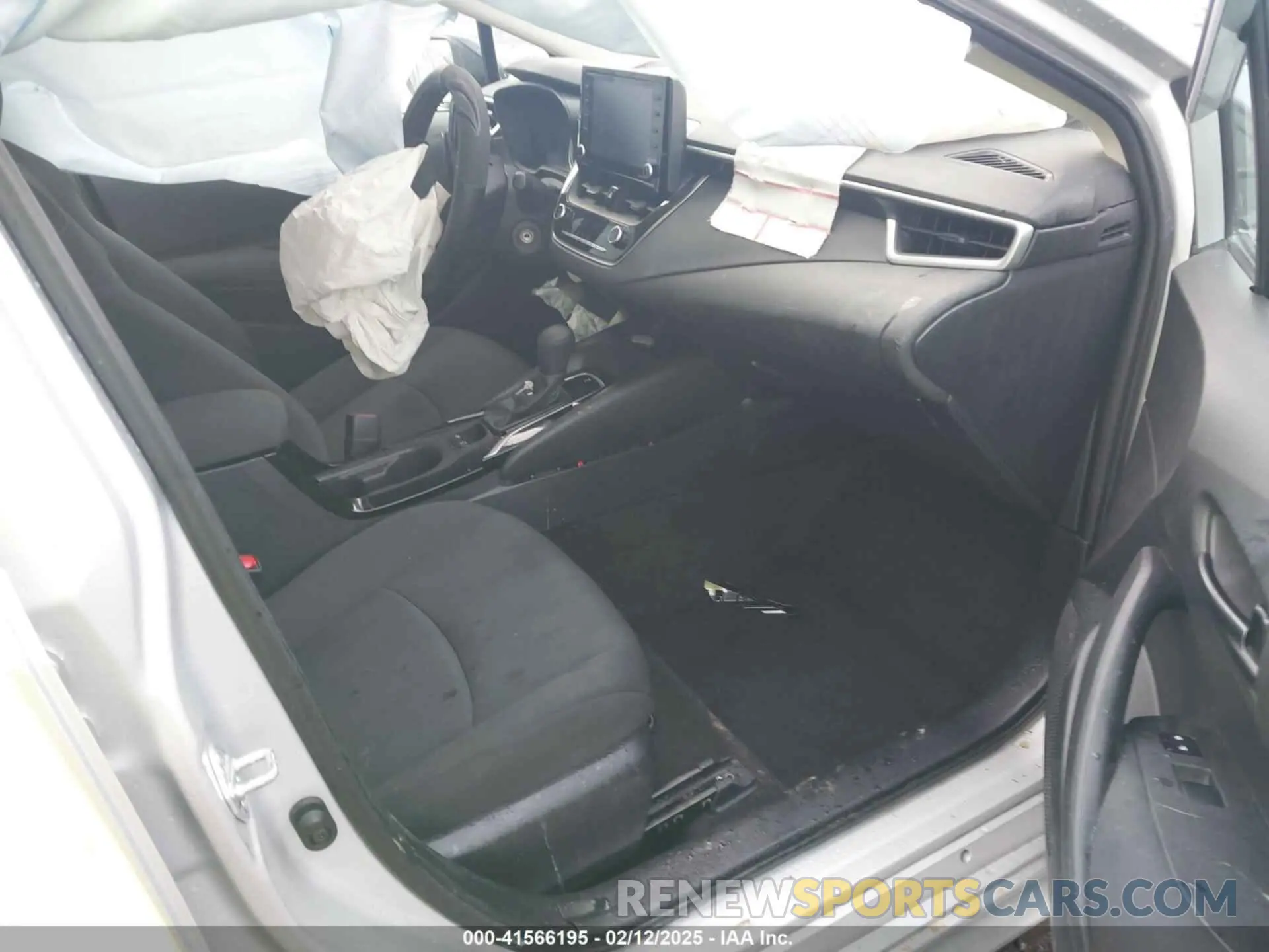 5 fotografías del automóvil dañado 5YFEPMAE5NP306370 TOYOTA COROLLA 2022