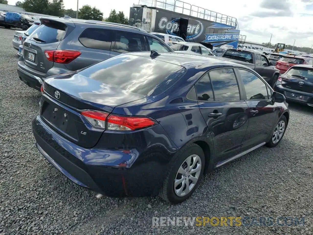 3 fotografías del automóvil dañado 5YFEPMAE5NP327039 TOYOTA COROLLA 2022
