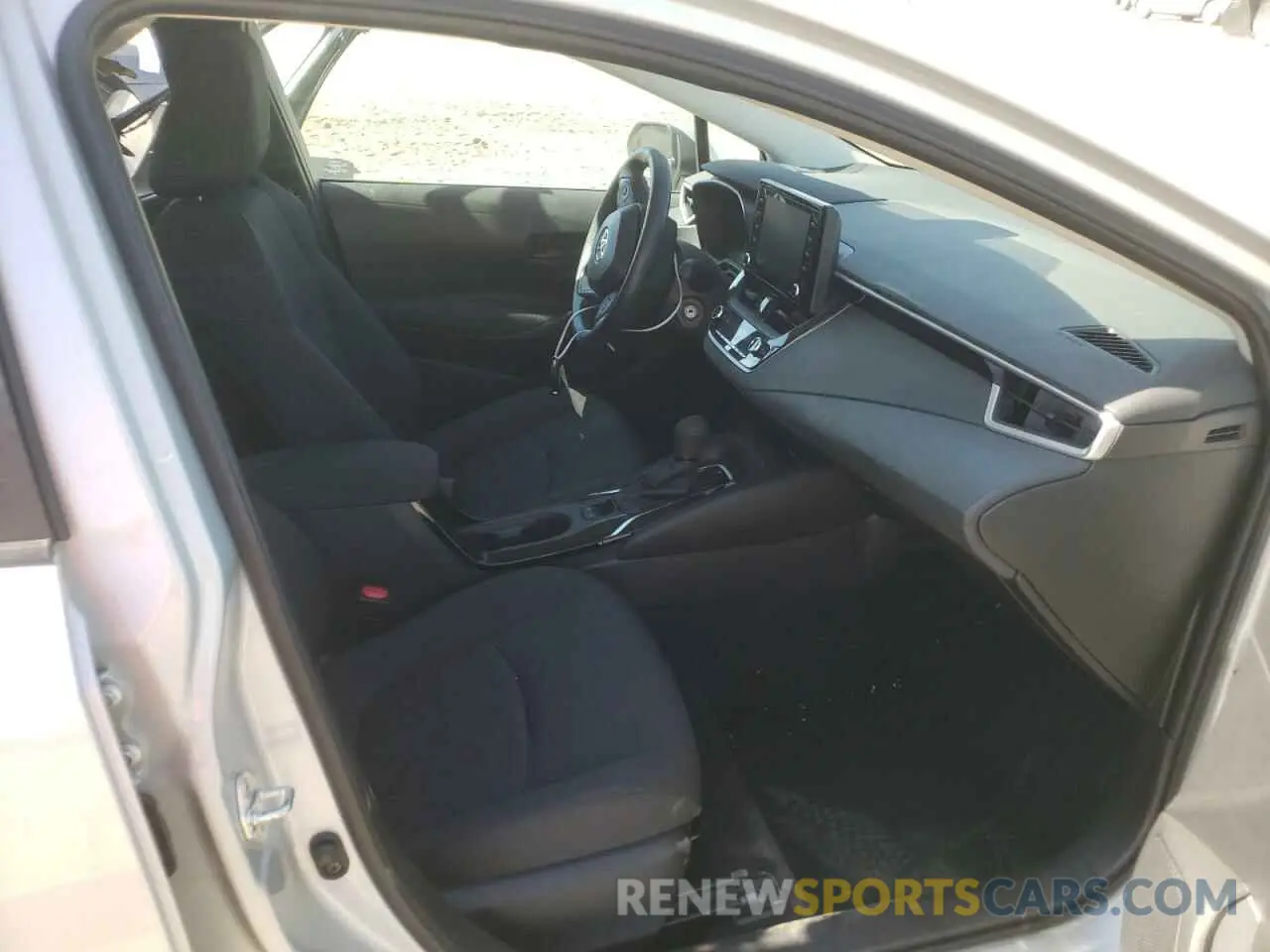 5 fotografías del automóvil dañado 5YFEPMAE5NP327378 TOYOTA COROLLA 2022