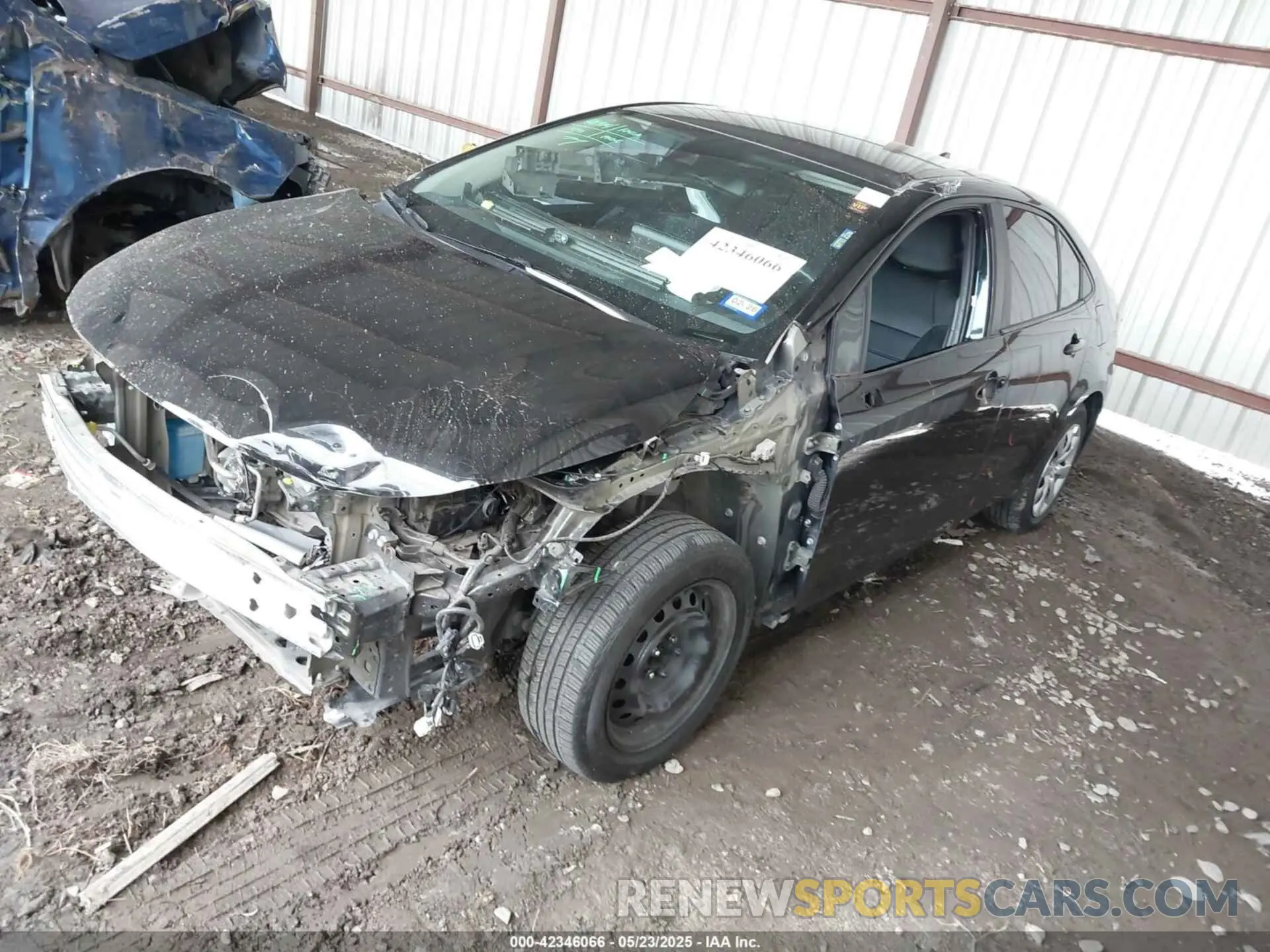 2 fotografías del automóvil dañado 5YFEPMAE5NP330412 TOYOTA COROLLA 2022