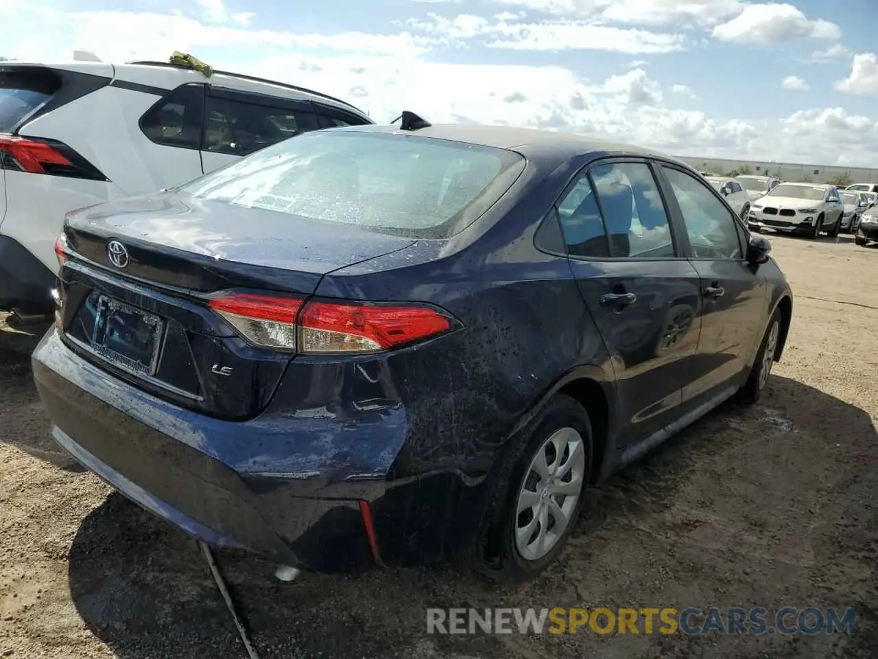 4 fotografías del automóvil dañado 5YFEPMAE5NP337649 TOYOTA COROLLA 2022