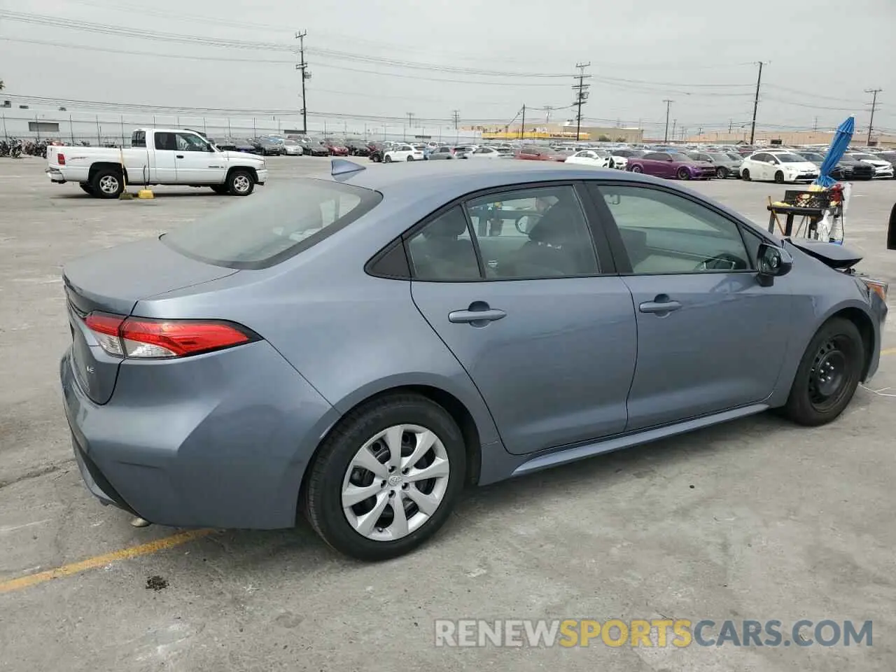 3 fotografías del automóvil dañado 5YFEPMAE5NP350286 TOYOTA COROLLA 2022