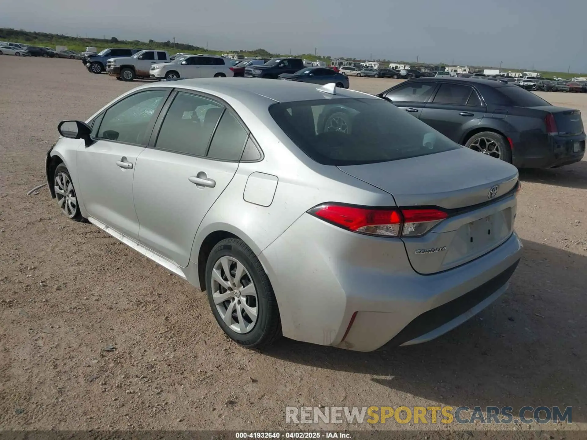 3 fotografías del automóvil dañado 5YFEPMAE5NP358937 TOYOTA COROLLA 2022