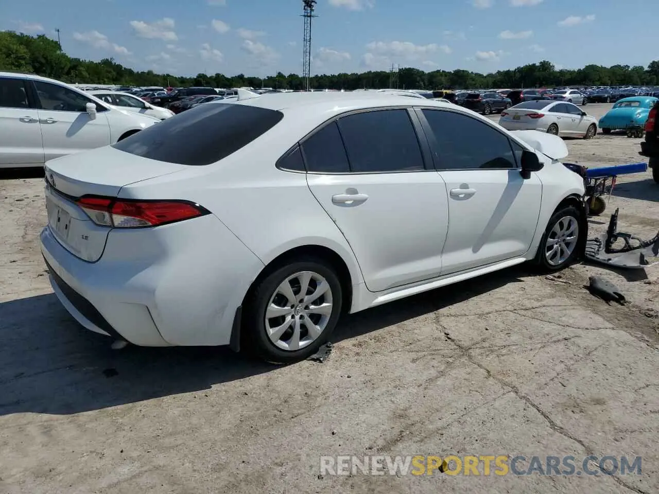 3 fotografías del automóvil dañado 5YFEPMAE5NP360722 TOYOTA COROLLA 2022