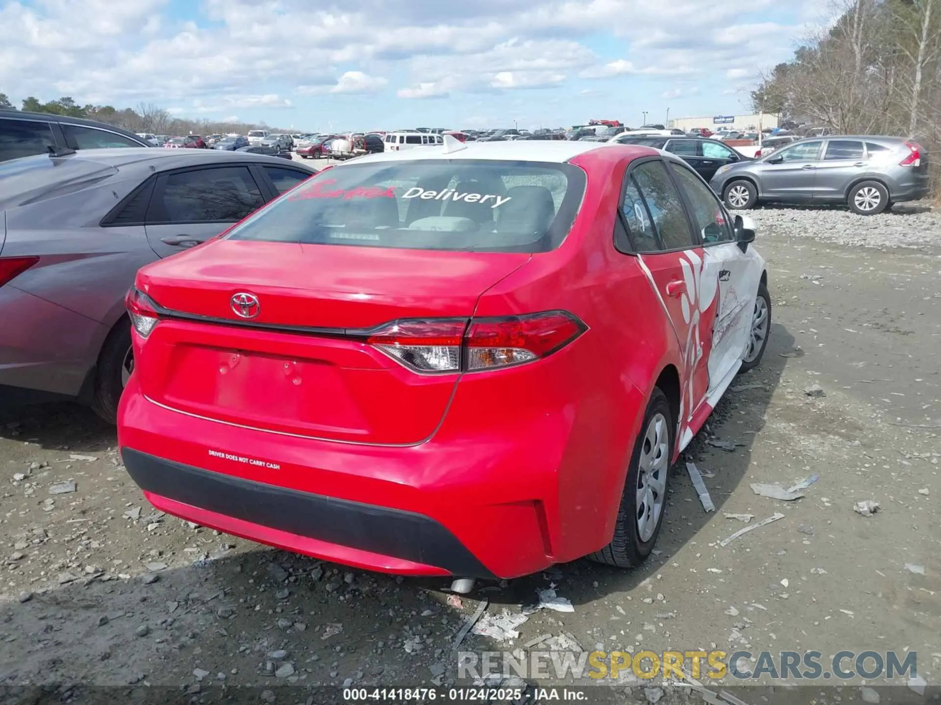 4 fotografías del automóvil dañado 5YFEPMAE5NP360770 TOYOTA COROLLA 2022