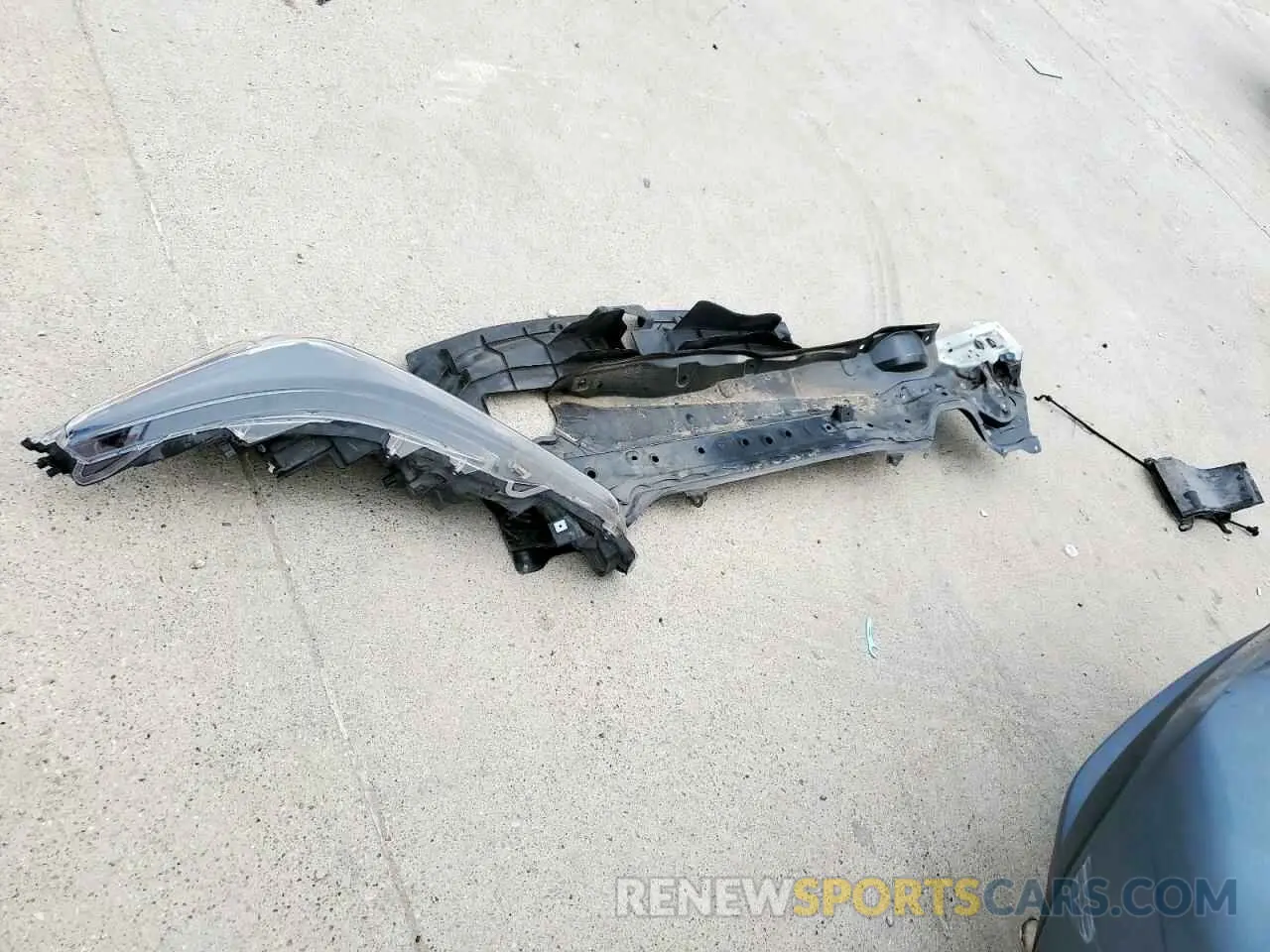 12 fotografías del automóvil dañado 5YFEPMAE5NP362440 TOYOTA COROLLA 2022