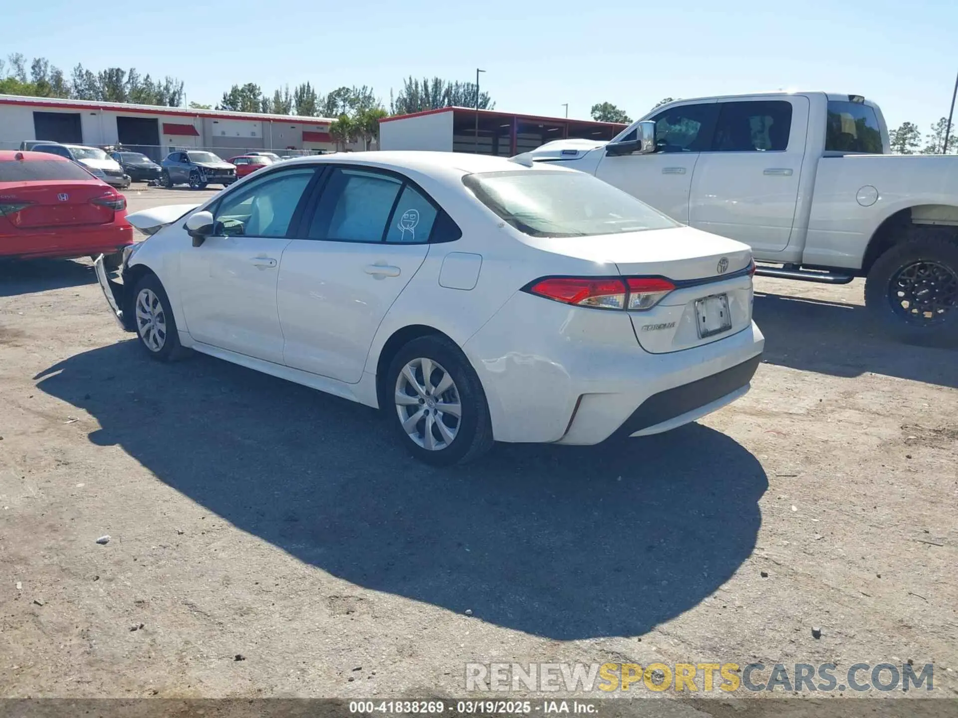 3 fotografías del automóvil dañado 5YFEPMAE5NP370179 TOYOTA COROLLA 2022