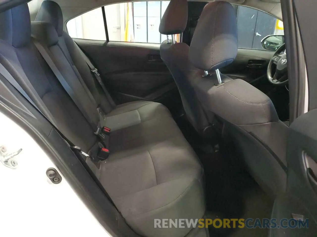 10 fotografías del automóvil dañado 5YFEPMAE5NP381182 TOYOTA COROLLA 2022
