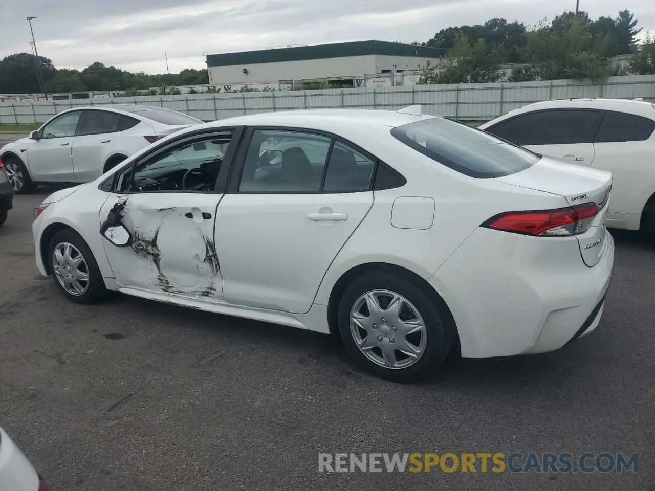 2 fotografías del automóvil dañado 5YFEPMAE5NP387760 TOYOTA COROLLA 2022