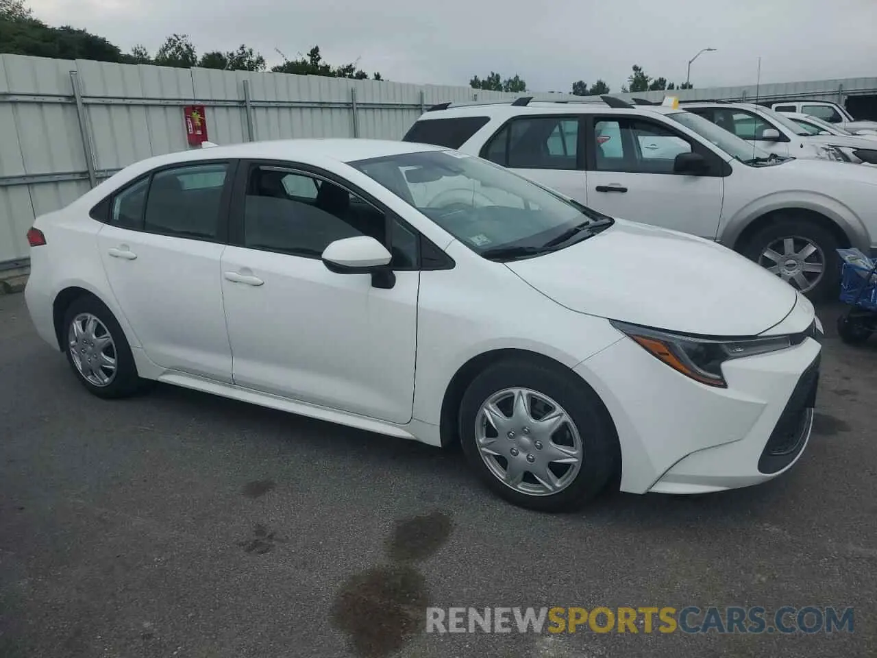 4 fotografías del automóvil dañado 5YFEPMAE5NP387760 TOYOTA COROLLA 2022