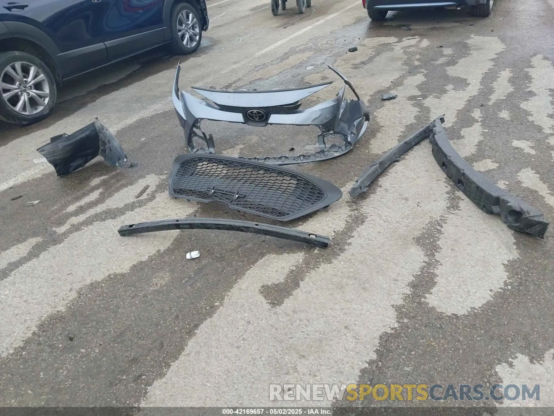 12 fotografías del automóvil dañado 5YFEPMAE6NP272293 TOYOTA COROLLA 2022