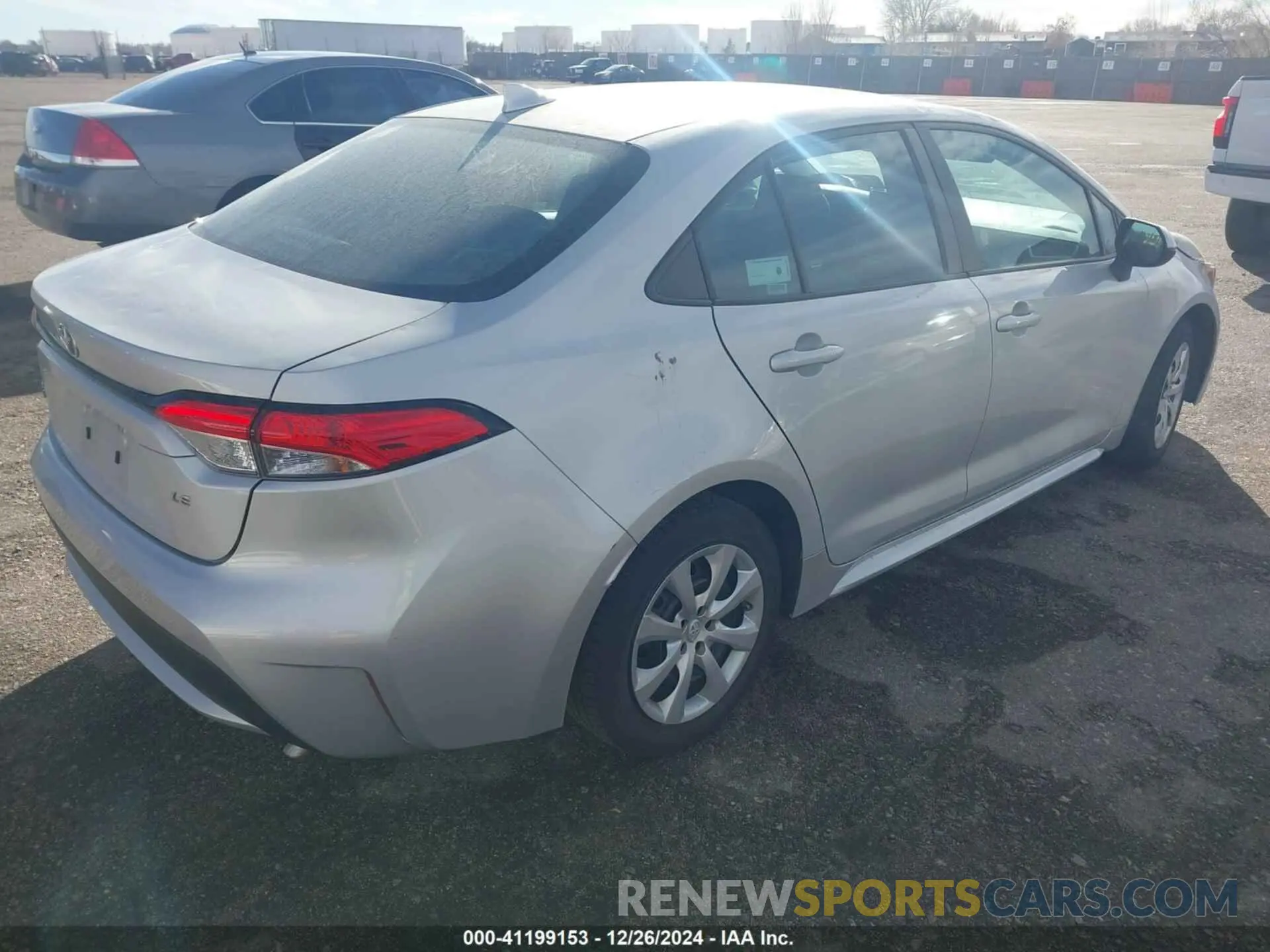 4 fotografías del automóvil dañado 5YFEPMAE6NP273105 TOYOTA COROLLA 2022