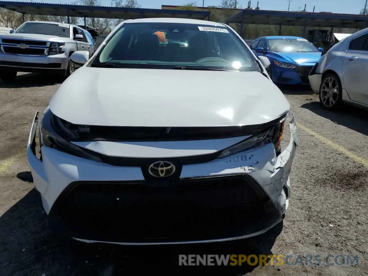 5 fotografías del automóvil dañado 5YFEPMAE6NP295542 TOYOTA COROLLA 2022