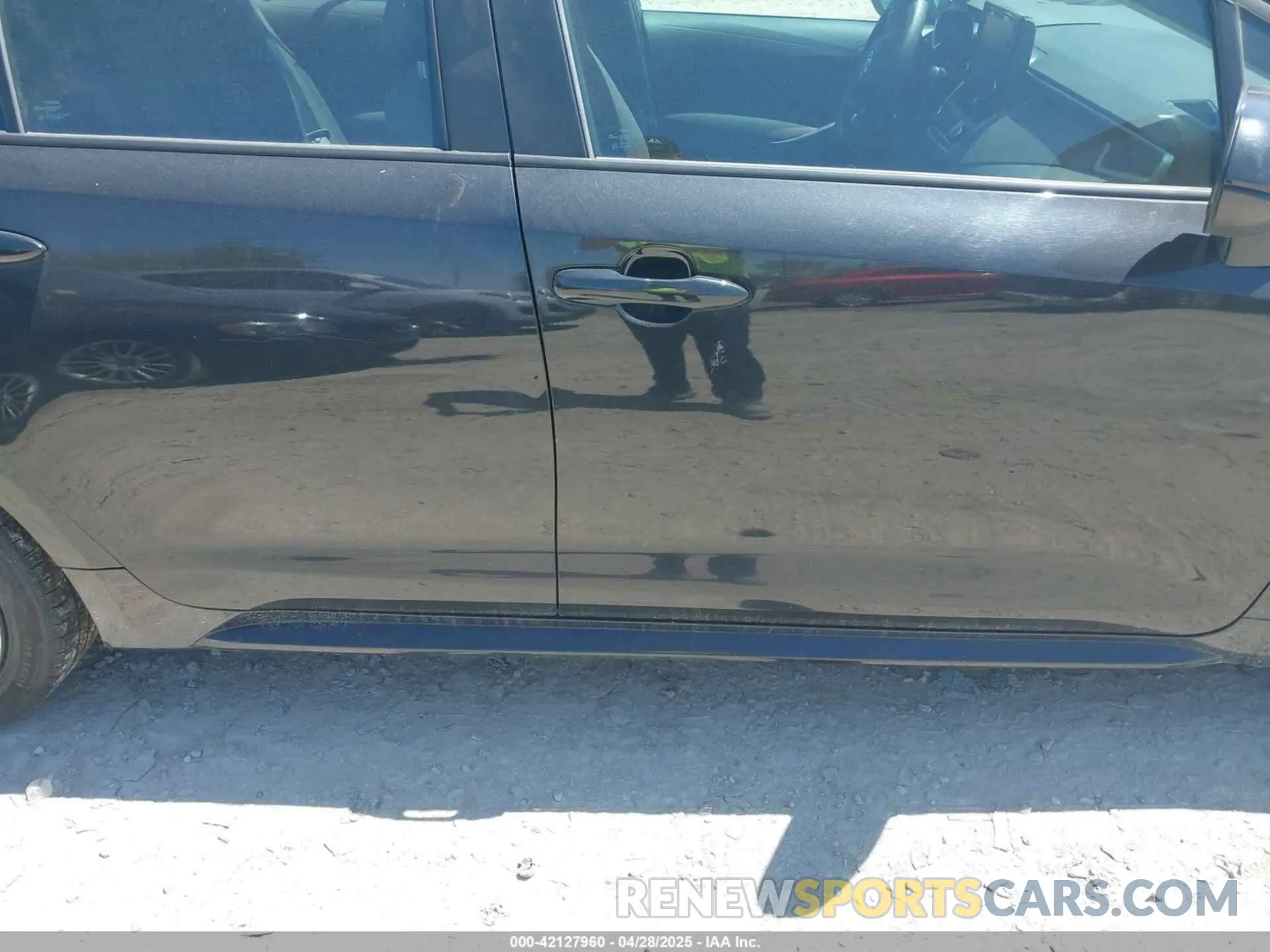 14 fotografías del automóvil dañado 5YFEPMAE6NP302439 TOYOTA COROLLA 2022