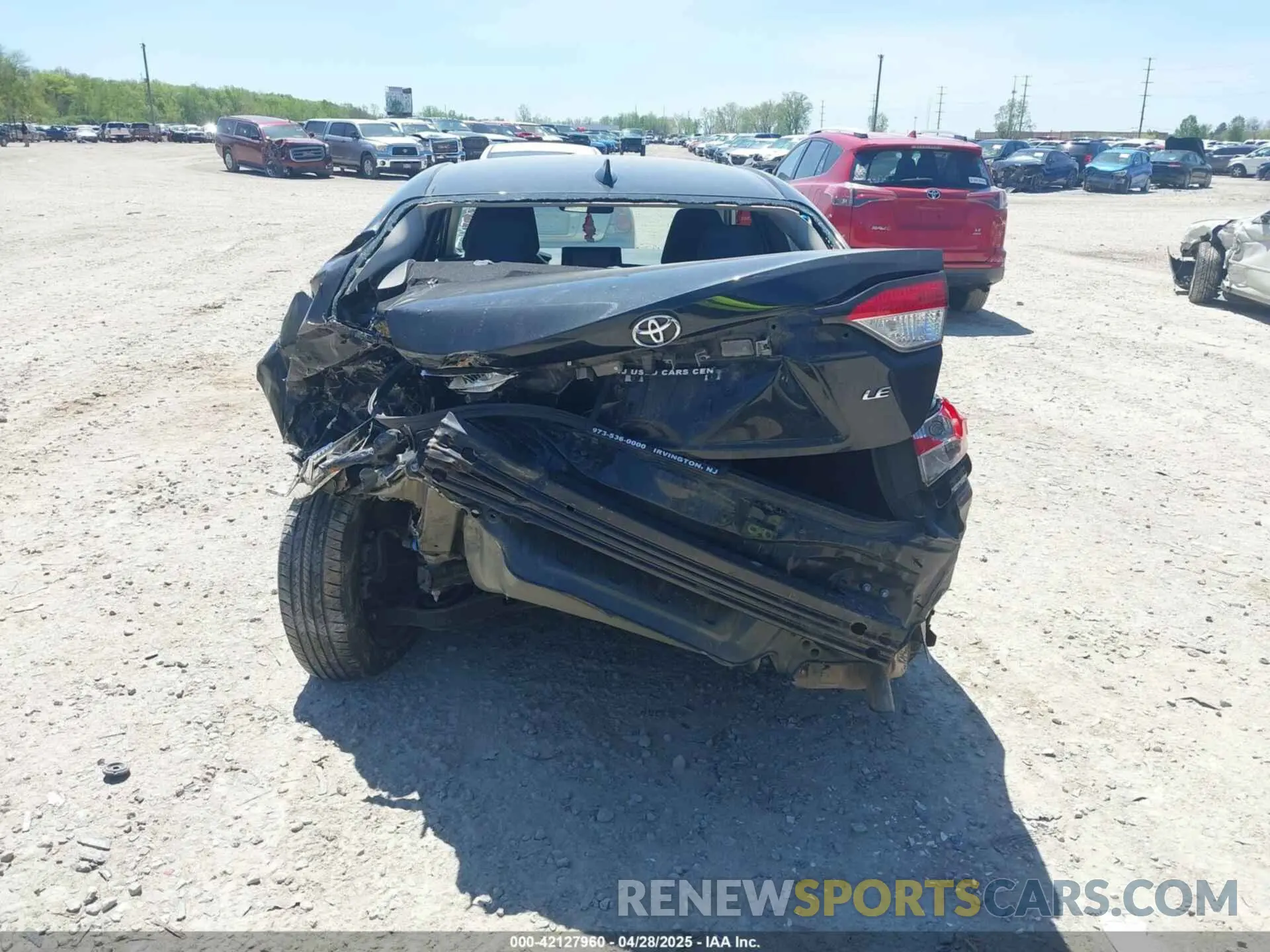 17 fotografías del automóvil dañado 5YFEPMAE6NP302439 TOYOTA COROLLA 2022