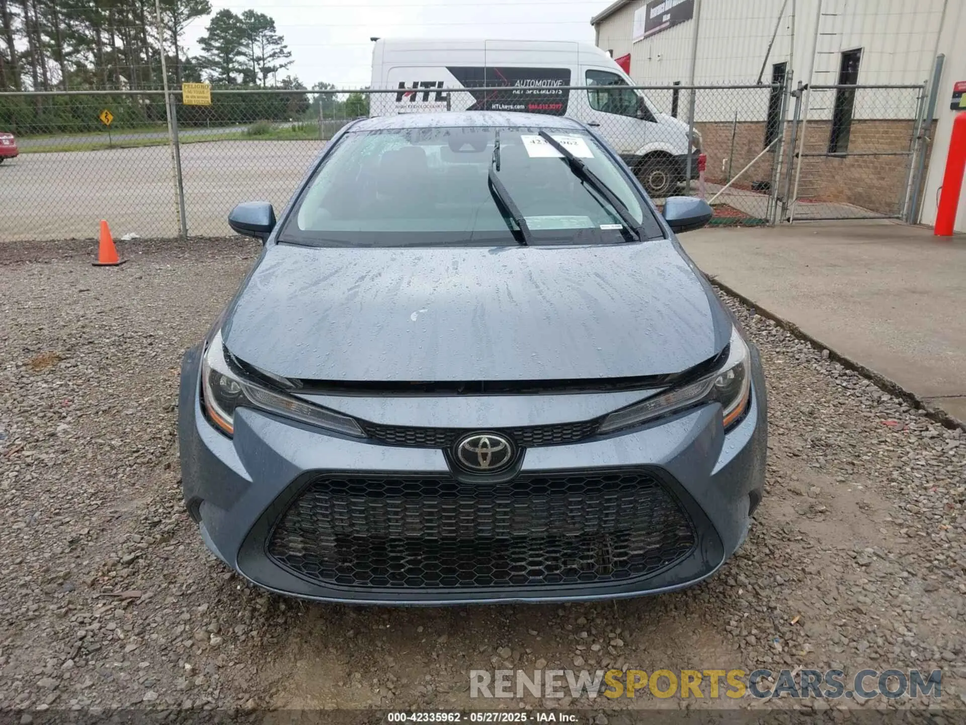 12 fotografías del automóvil dañado 5YFEPMAE6NP325283 TOYOTA COROLLA 2022