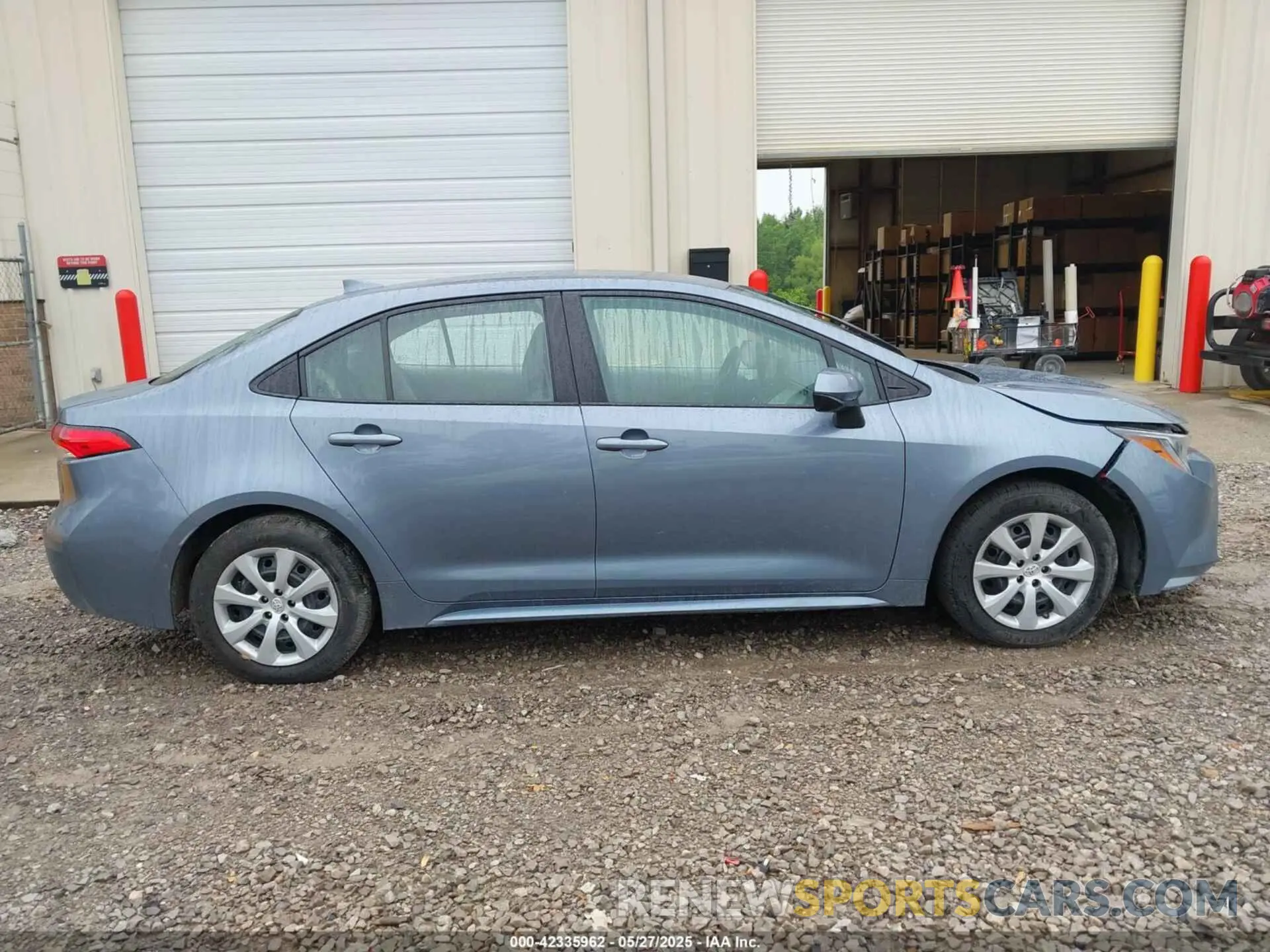13 fotografías del automóvil dañado 5YFEPMAE6NP325283 TOYOTA COROLLA 2022