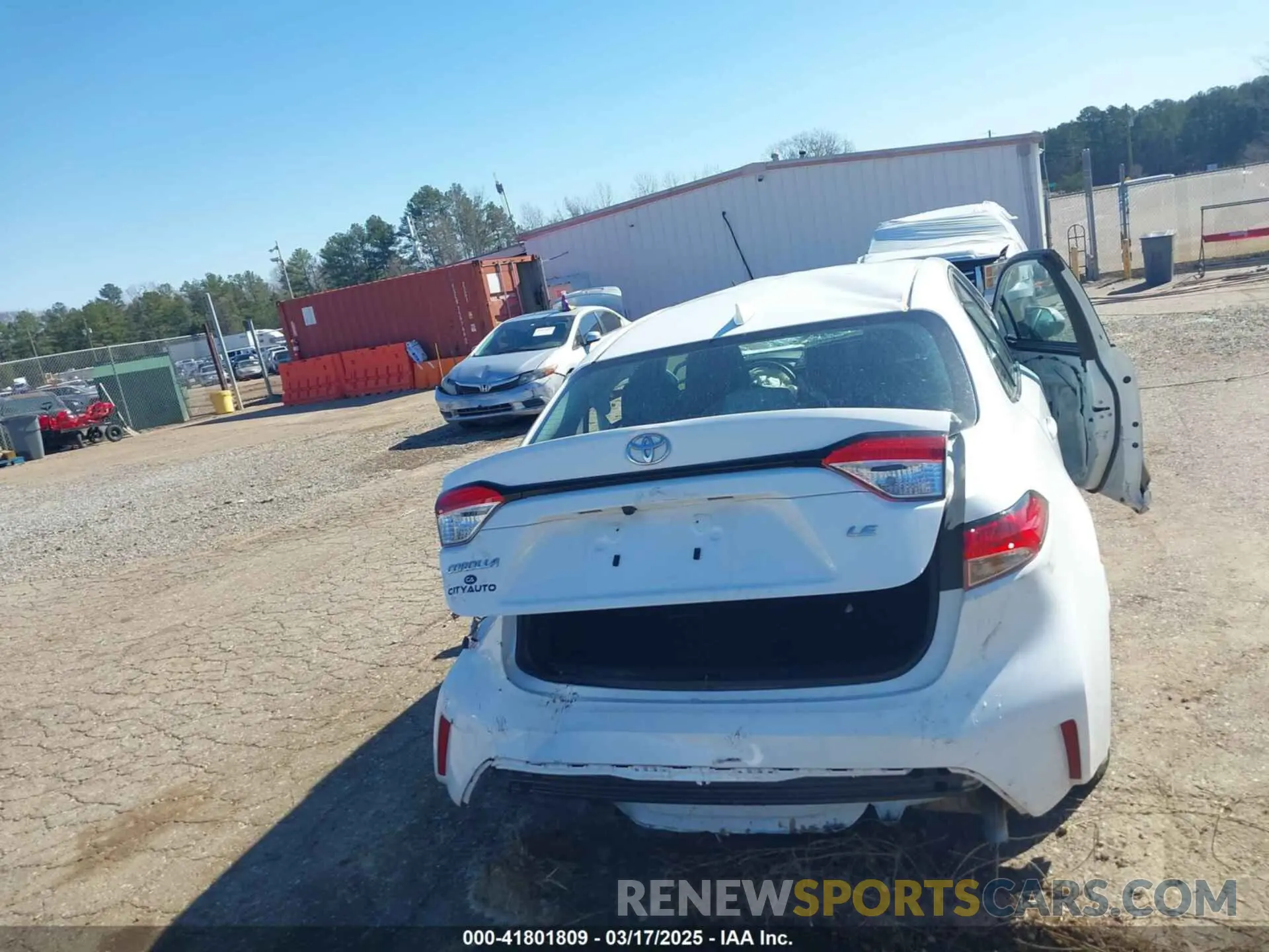 17 fotografías del automóvil dañado 5YFEPMAE6NP328636 TOYOTA COROLLA 2022