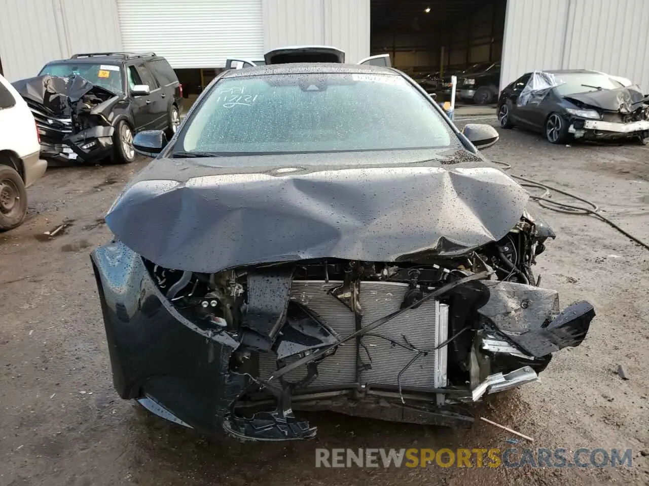 5 fotografías del automóvil dañado 5YFEPMAE6NP333772 TOYOTA COROLLA 2022