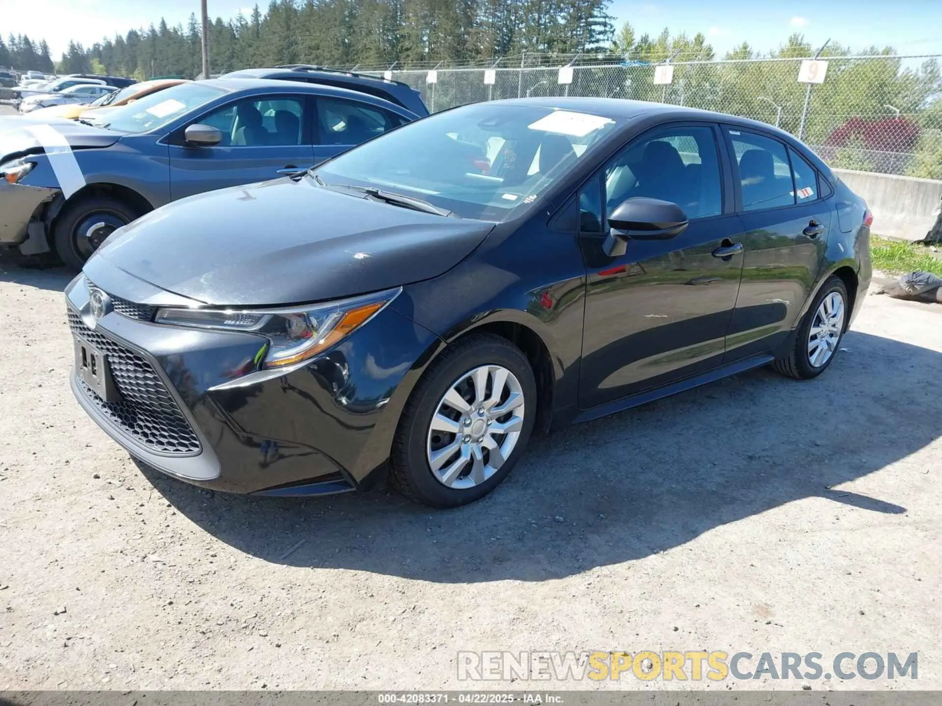 2 fotografías del automóvil dañado 5YFEPMAE6NP341743 TOYOTA COROLLA 2022