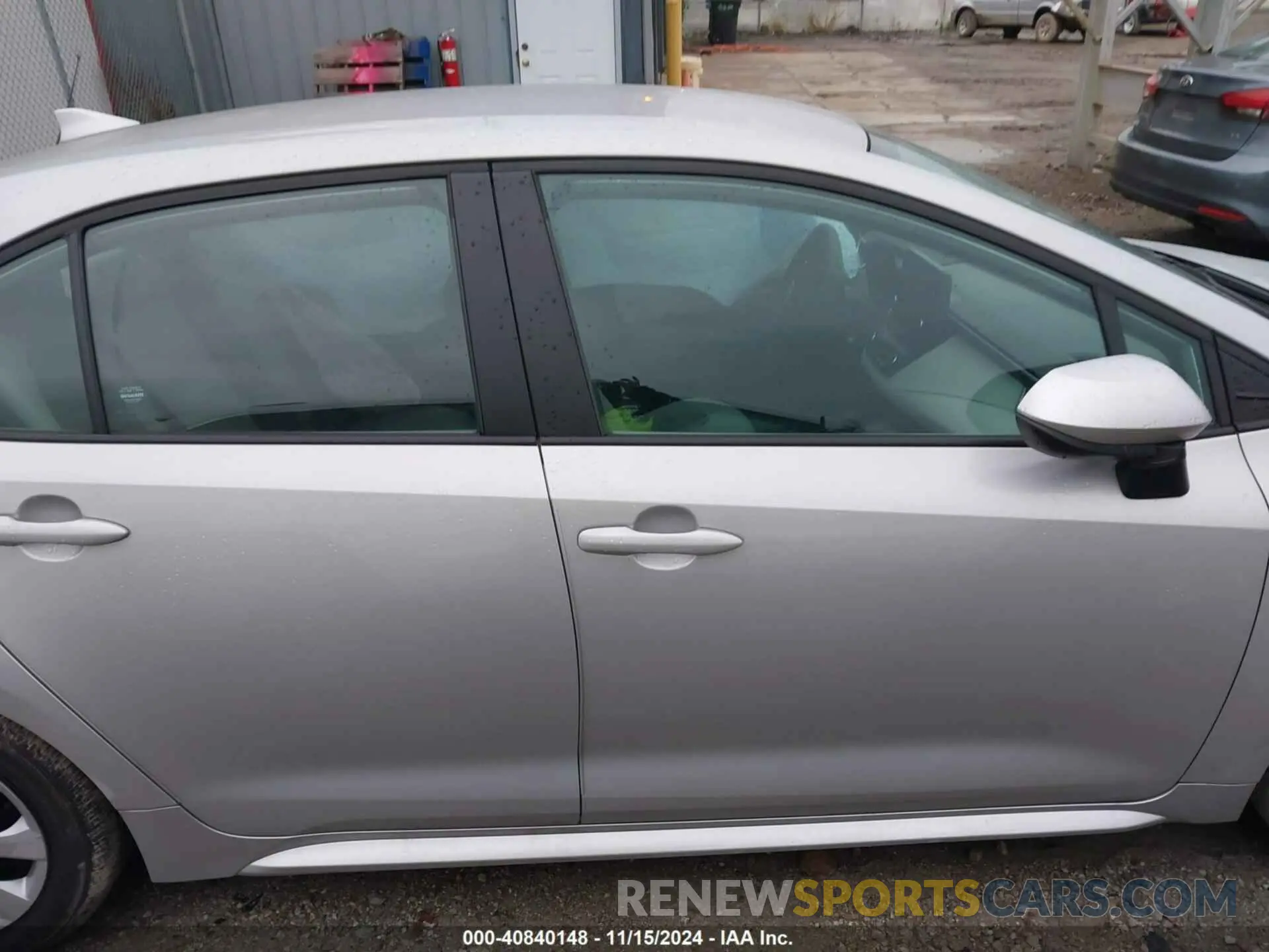 13 fotografías del automóvil dañado 5YFEPMAE6NP345114 TOYOTA COROLLA 2022