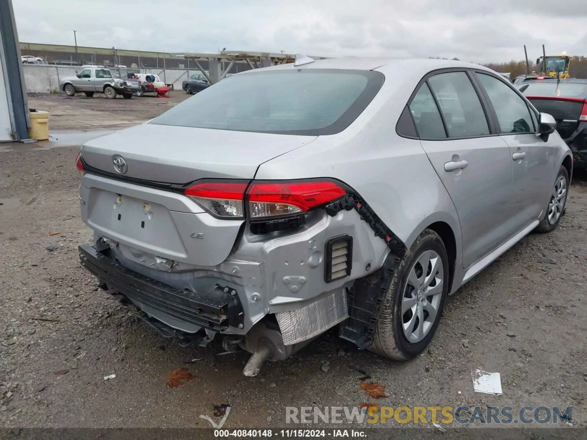 4 fotografías del automóvil dañado 5YFEPMAE6NP345114 TOYOTA COROLLA 2022