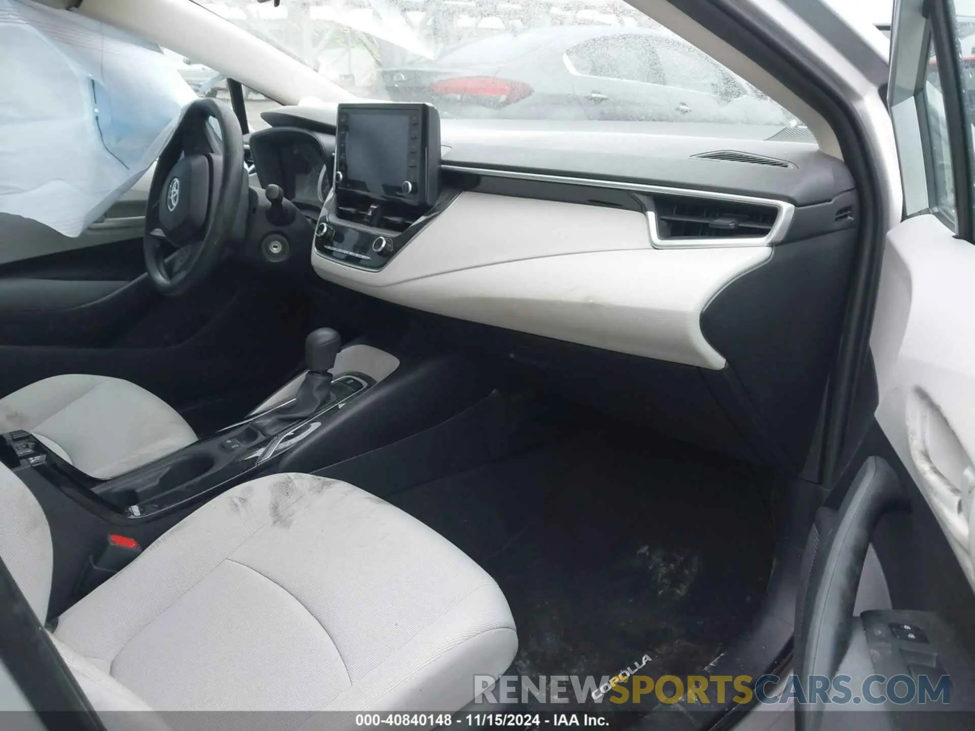 5 fotografías del automóvil dañado 5YFEPMAE6NP345114 TOYOTA COROLLA 2022