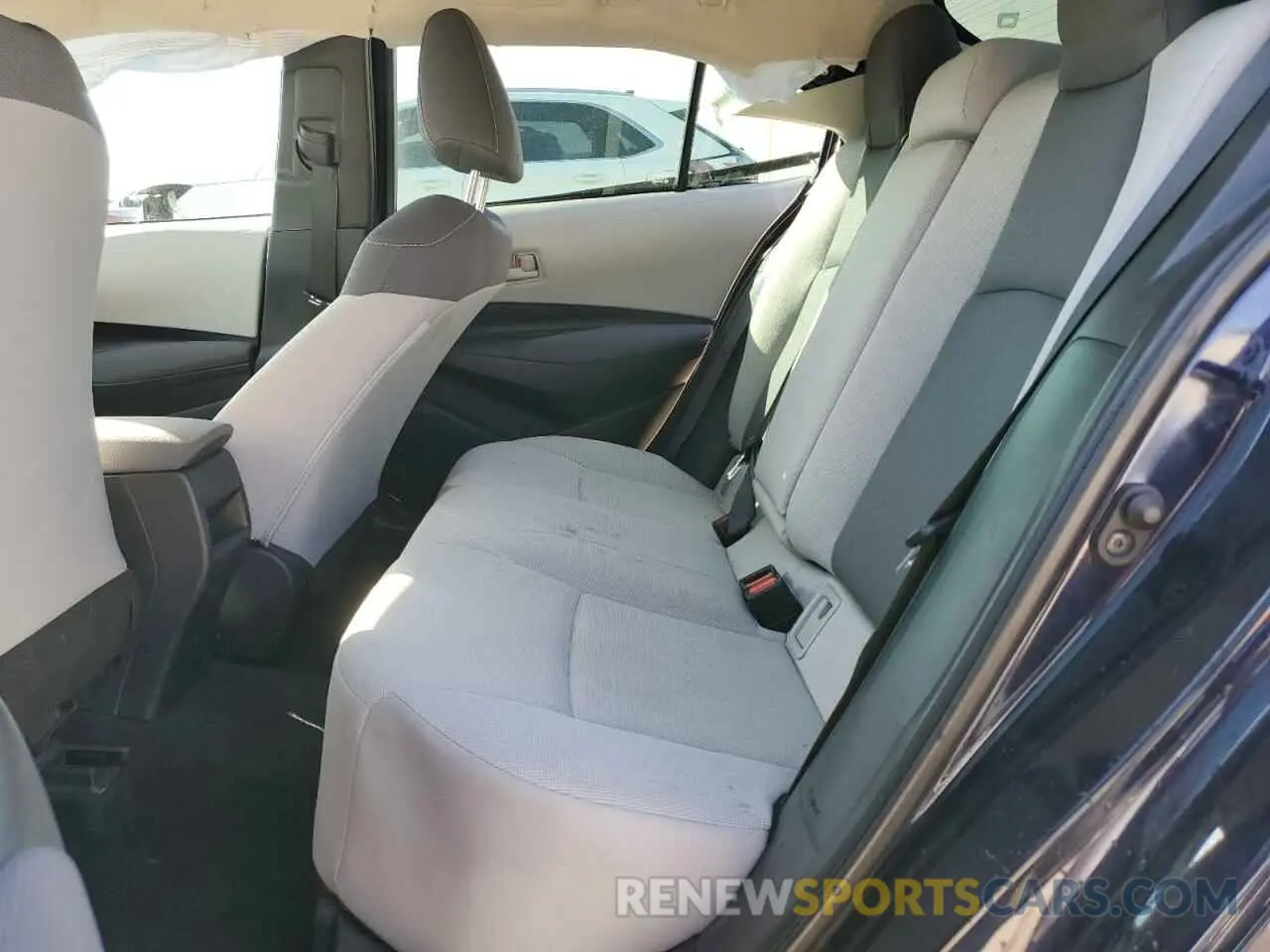 10 fotografías del automóvil dañado 5YFEPMAE6NP375715 TOYOTA COROLLA 2022