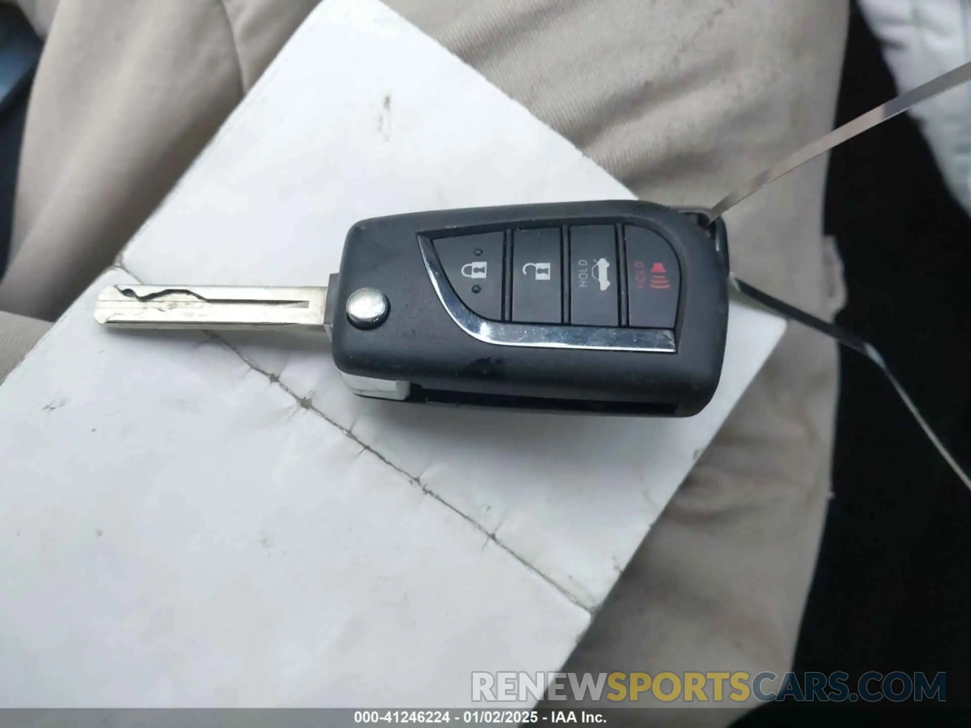 11 fotografías del automóvil dañado 5YFEPMAE6NP376587 TOYOTA COROLLA 2022