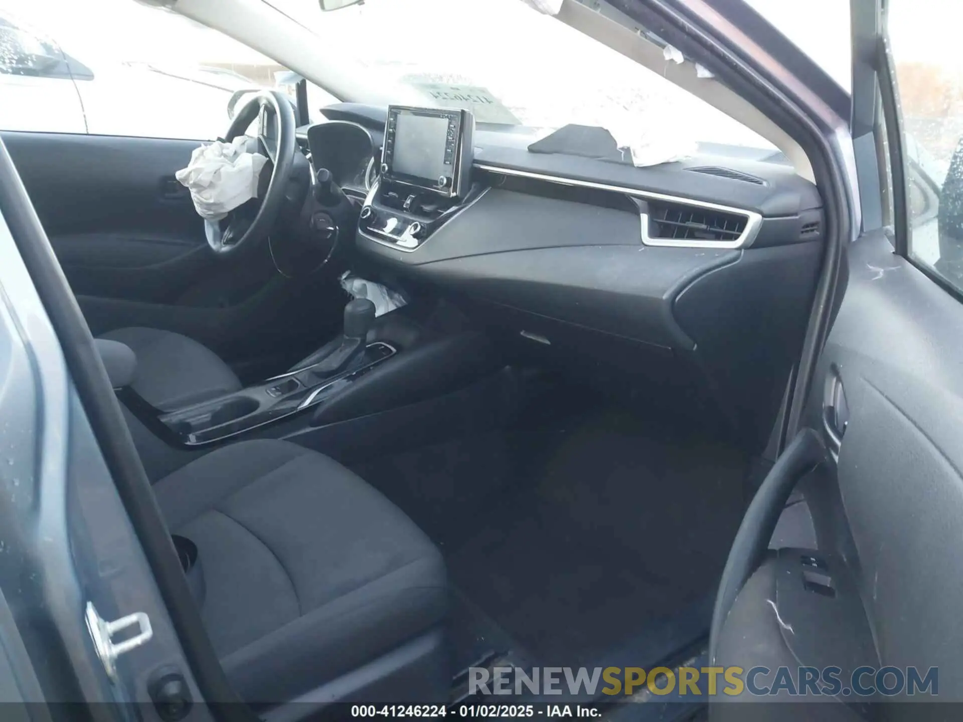 5 fotografías del automóvil dañado 5YFEPMAE6NP376587 TOYOTA COROLLA 2022