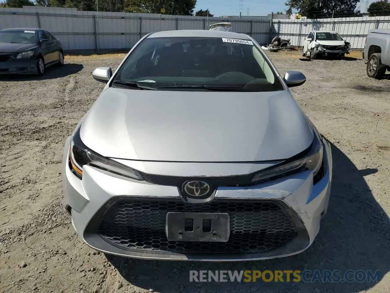 5 fotografías del automóvil dañado 5YFEPMAE6NP388464 TOYOTA COROLLA 2022