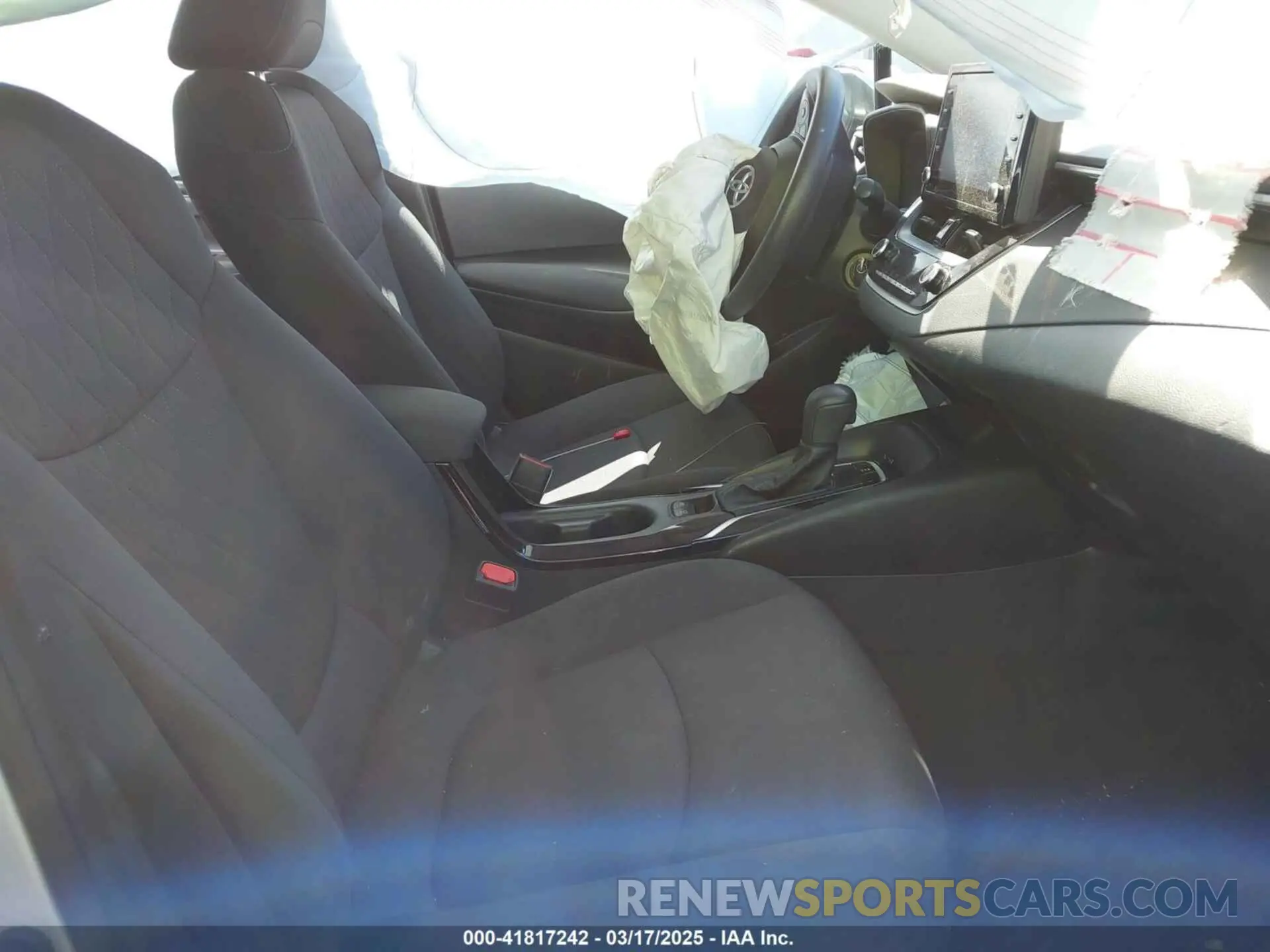 5 fotografías del automóvil dañado 5YFEPMAE7NP275266 TOYOTA COROLLA 2022