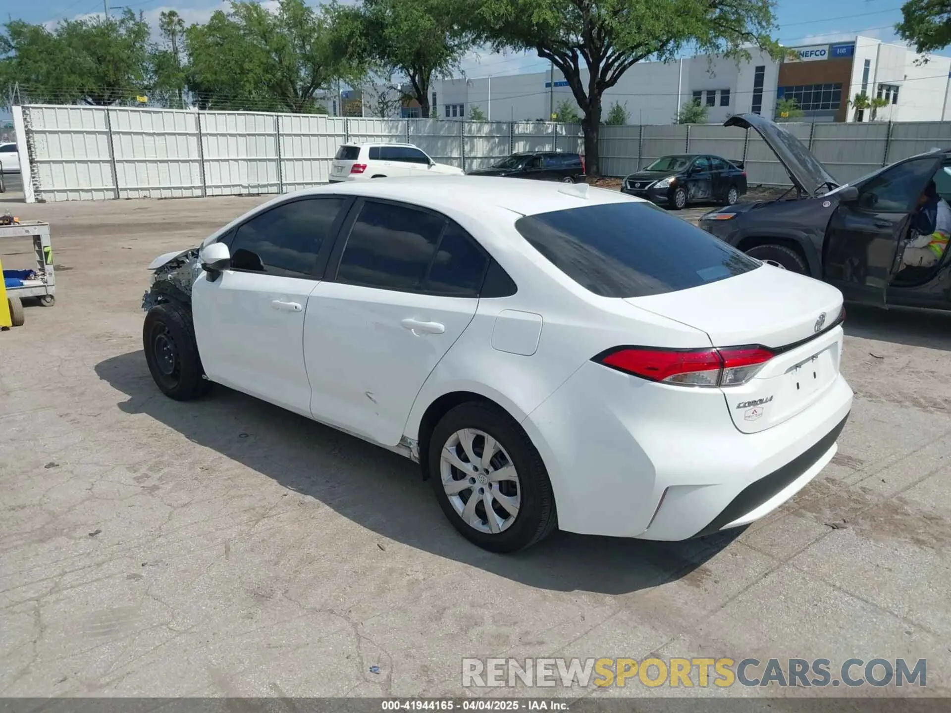 3 fotografías del automóvil dañado 5YFEPMAE7NP275963 TOYOTA COROLLA 2022