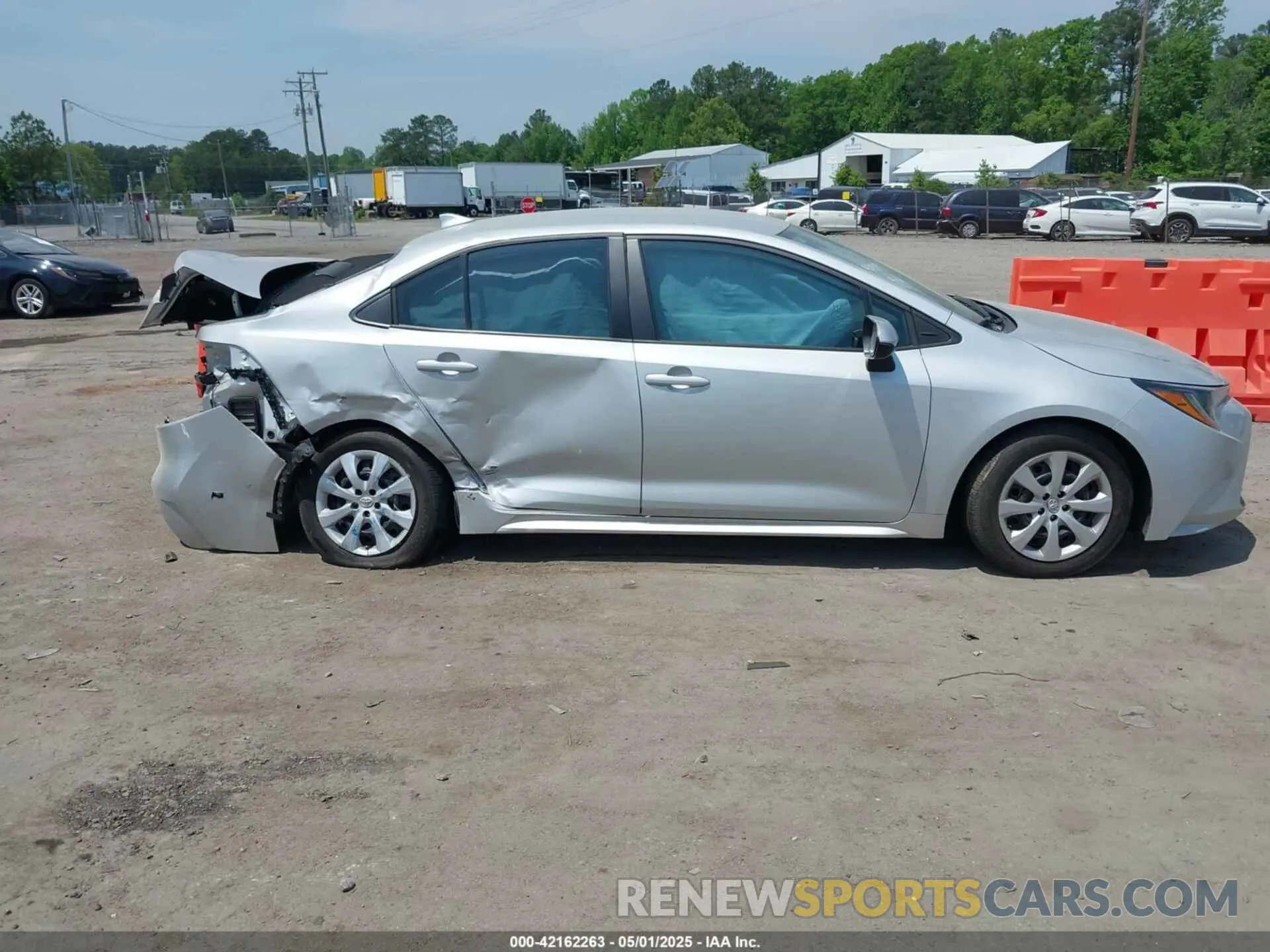 12 fotografías del automóvil dañado 5YFEPMAE7NP279625 TOYOTA COROLLA 2022