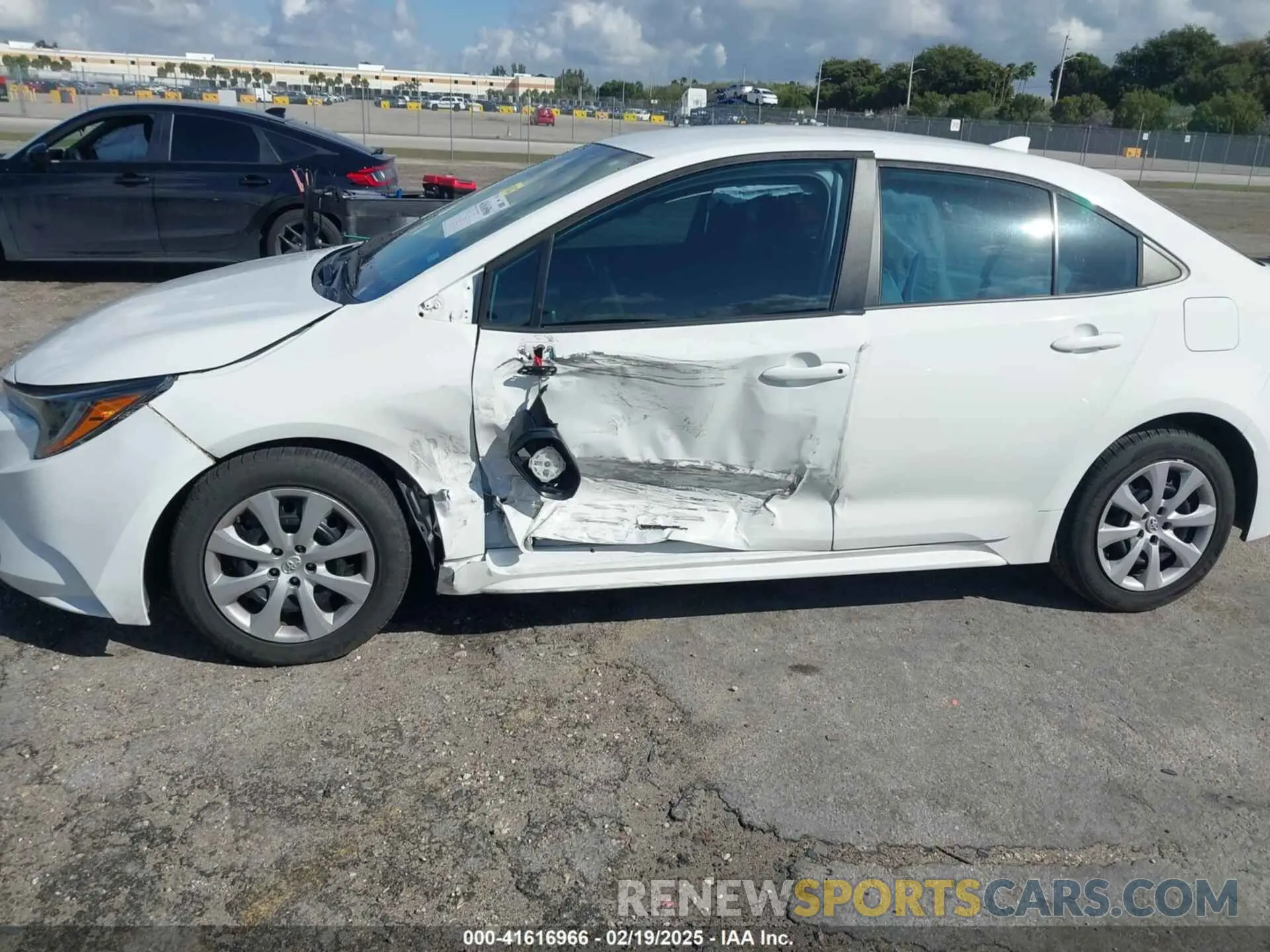 6 fotografías del automóvil dañado 5YFEPMAE7NP284551 TOYOTA COROLLA 2022
