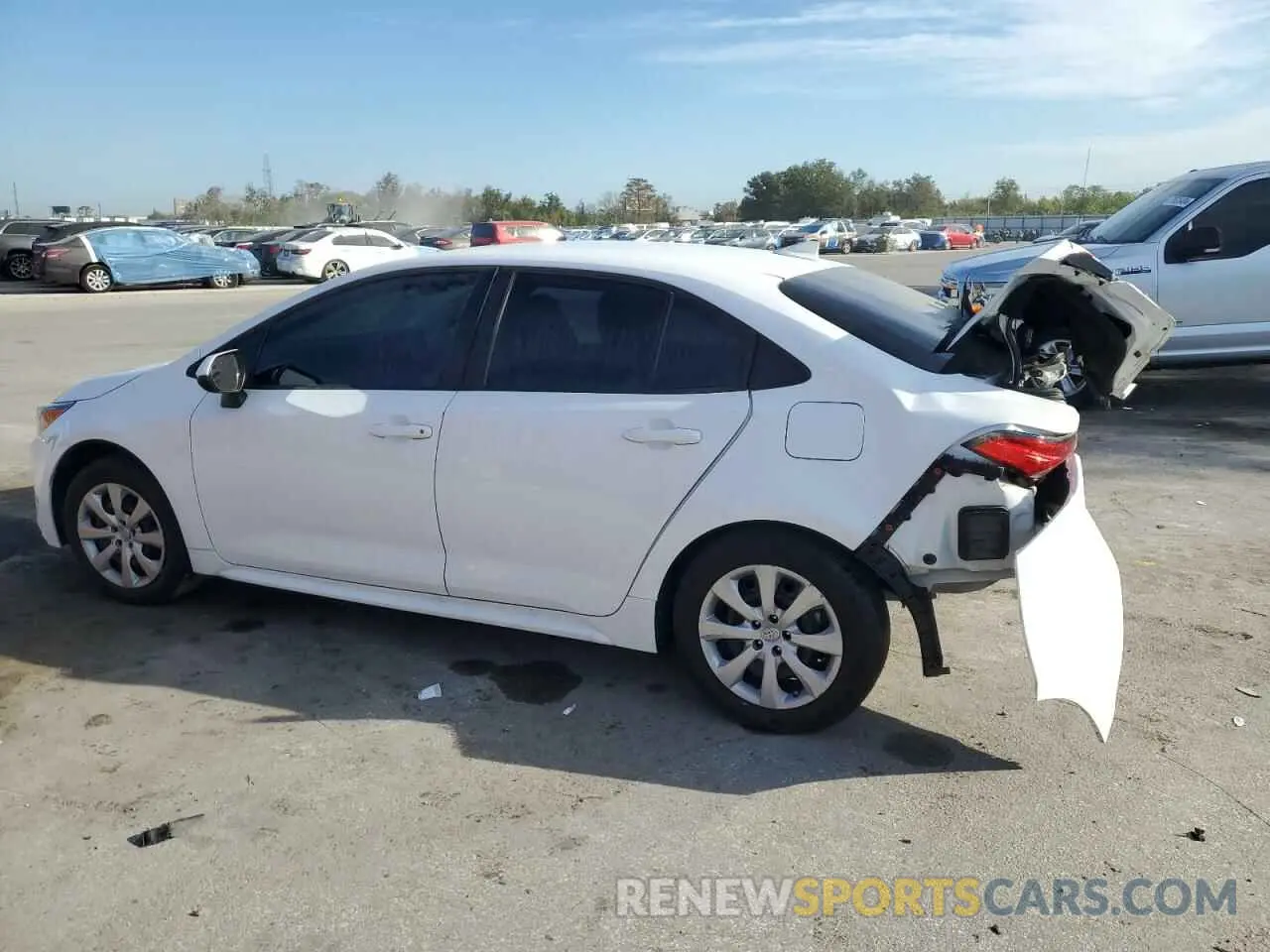 2 fotografías del automóvil dañado 5YFEPMAE7NP294495 TOYOTA COROLLA 2022