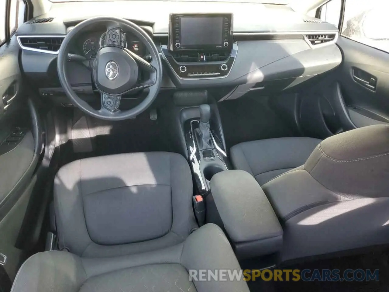 8 fotografías del automóvil dañado 5YFEPMAE7NP294495 TOYOTA COROLLA 2022