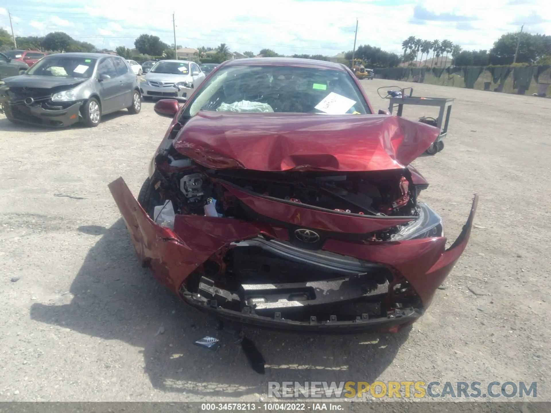 6 fotografías del automóvil dañado 5YFEPMAE7NP303857 TOYOTA COROLLA 2022