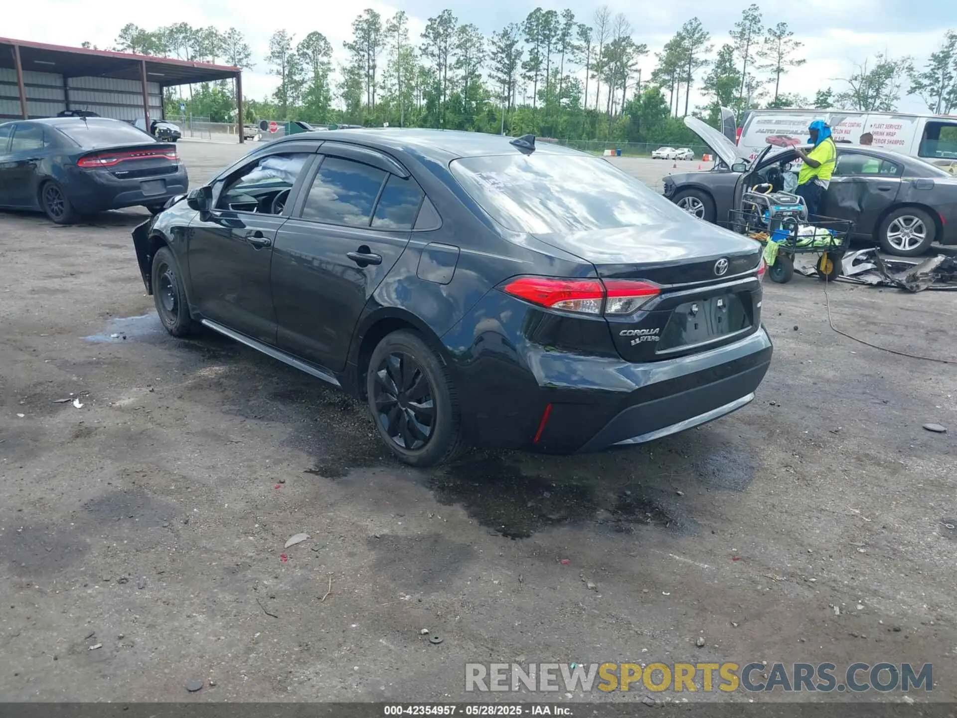 3 fotografías del automóvil dañado 5YFEPMAE7NP310856 TOYOTA COROLLA 2022
