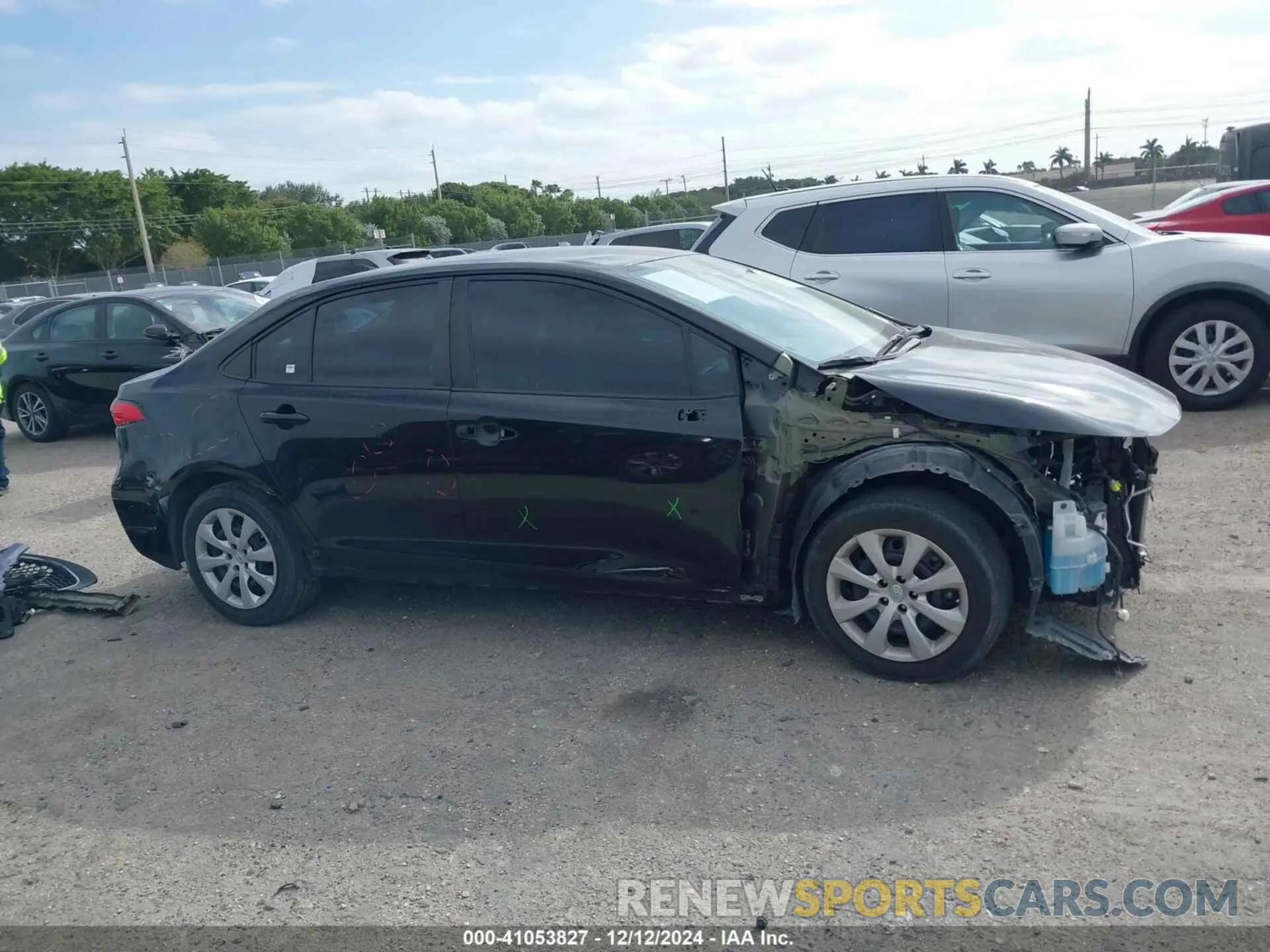14 fotografías del automóvil dañado 5YFEPMAE7NP311070 TOYOTA COROLLA 2022