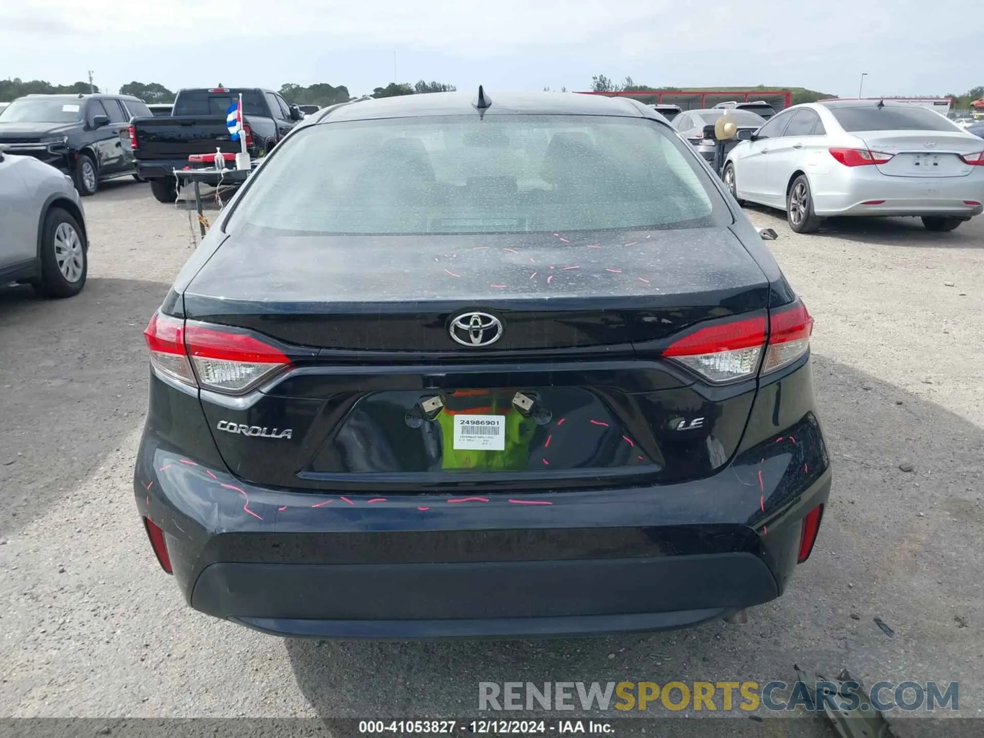 17 fotografías del automóvil dañado 5YFEPMAE7NP311070 TOYOTA COROLLA 2022